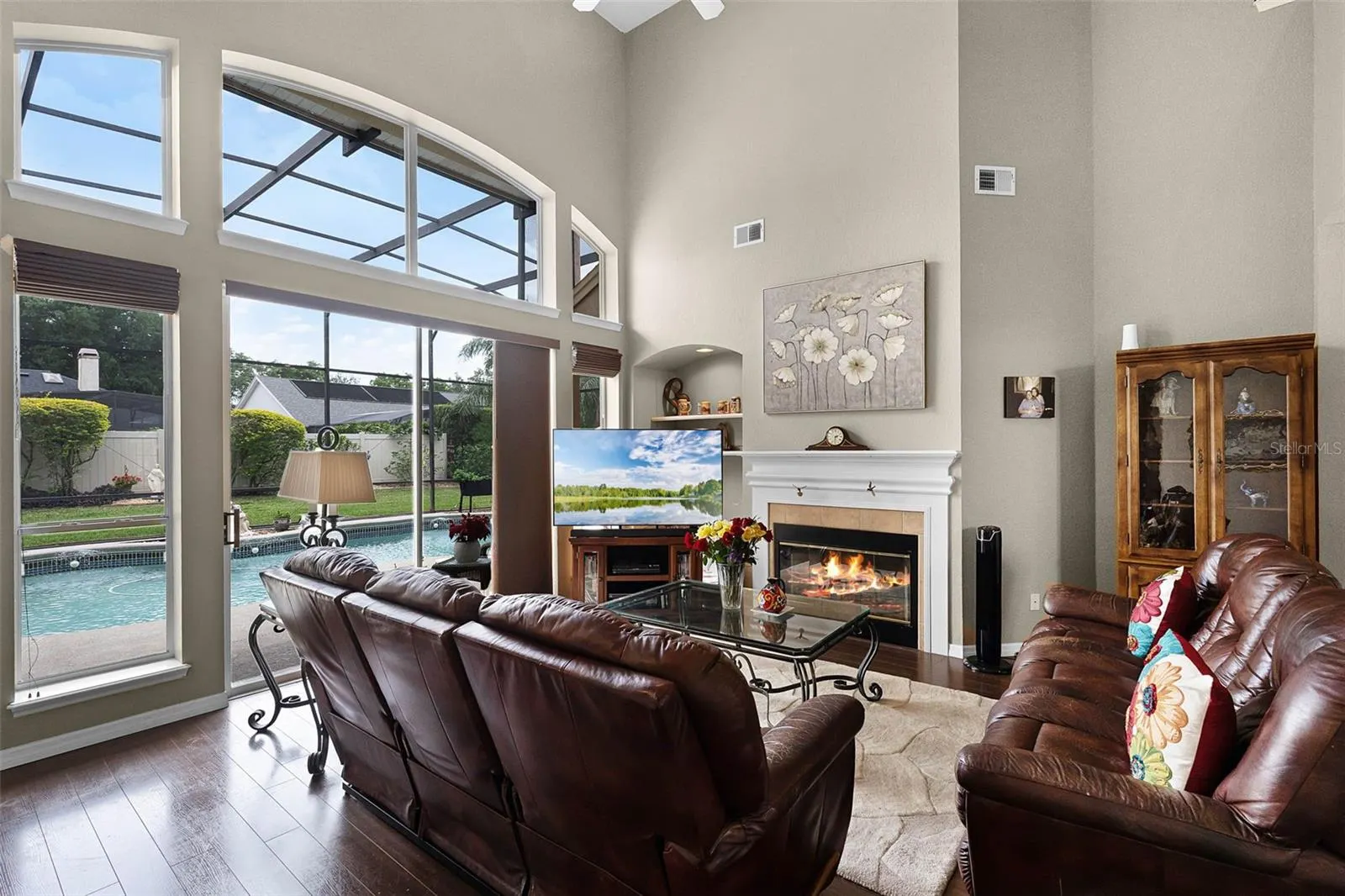 3033 ZAHARIAS DR