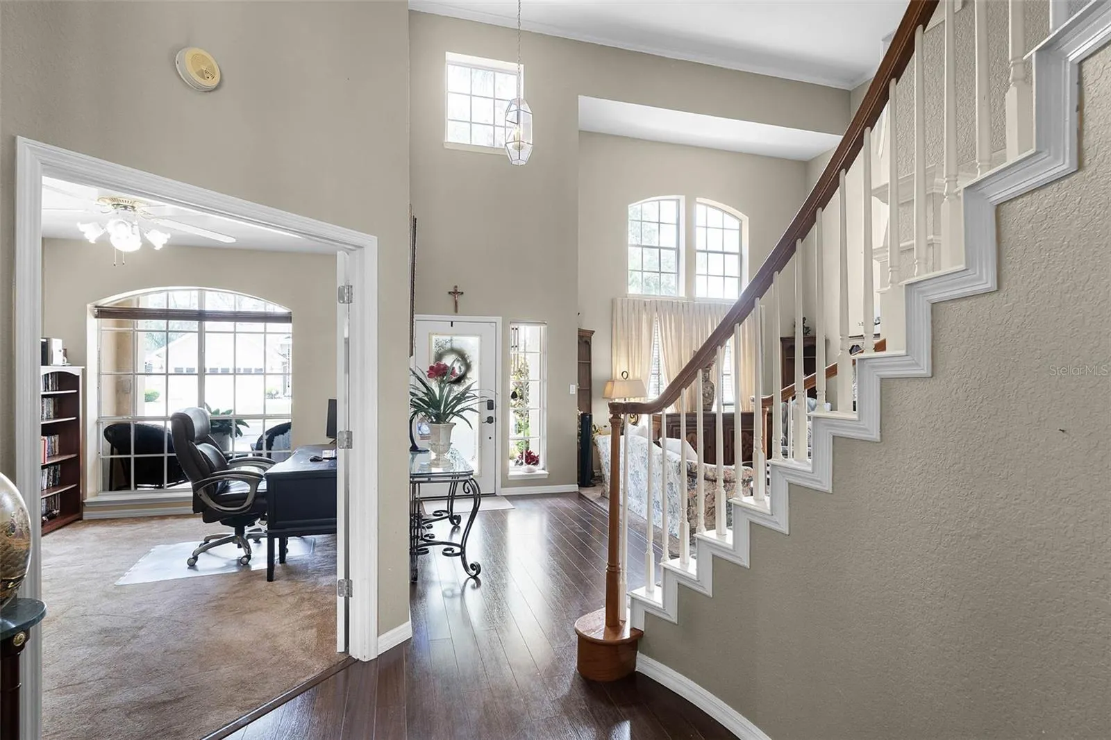 3033 ZAHARIAS DR