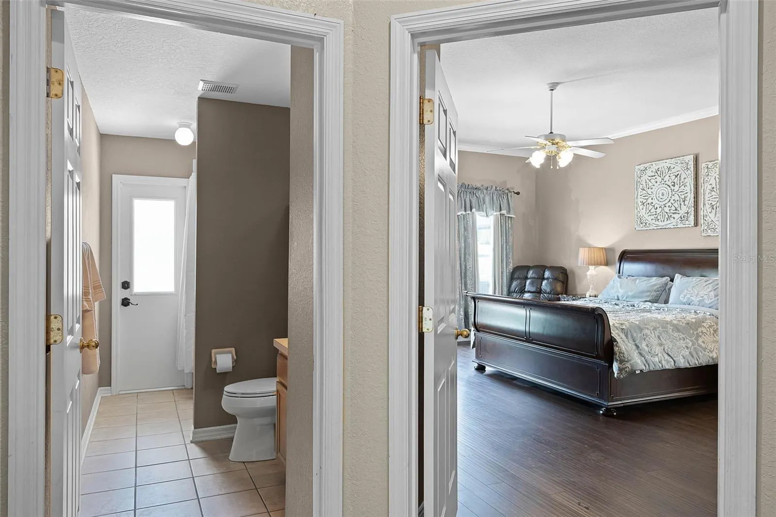 3033 ZAHARIAS DR
