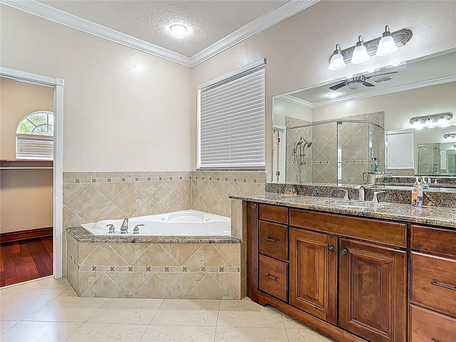 13139 PALOMA DR