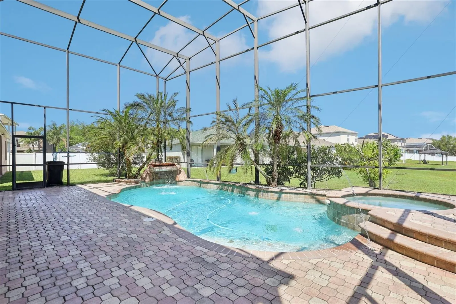 14819 BRAYWOOD TRL
