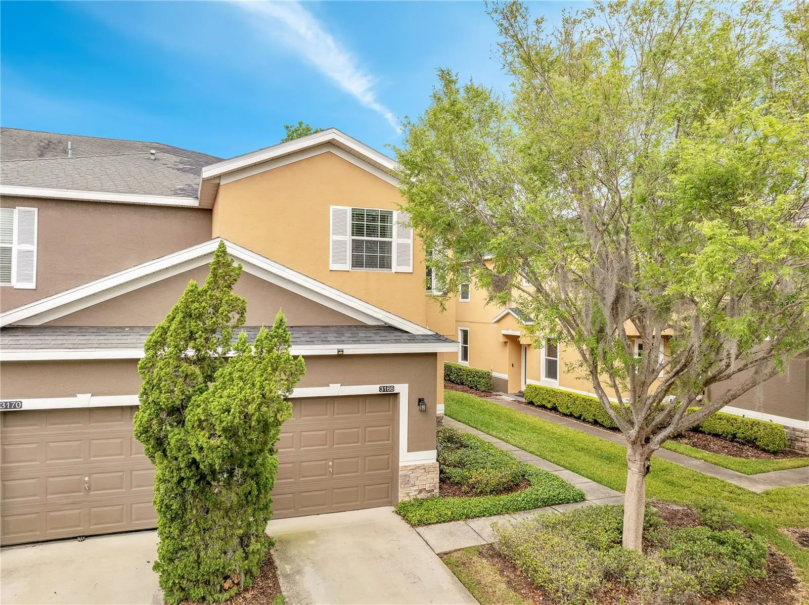 3166 RODRICK CIR