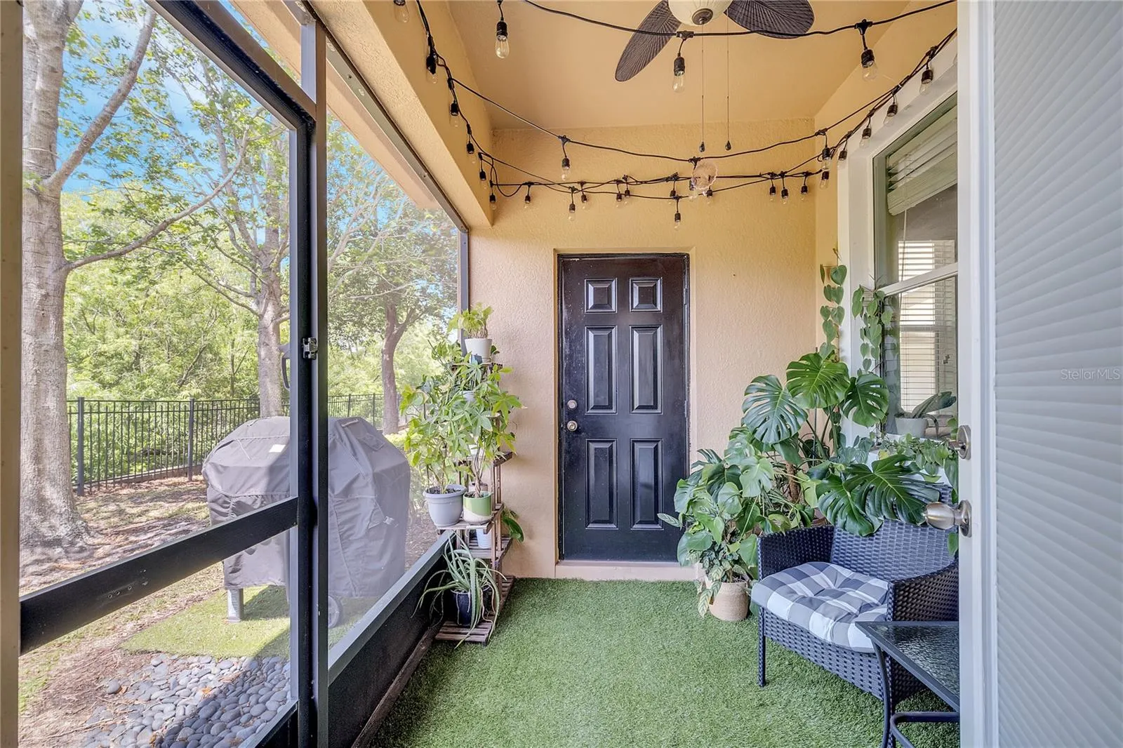 3166 RODRICK CIR