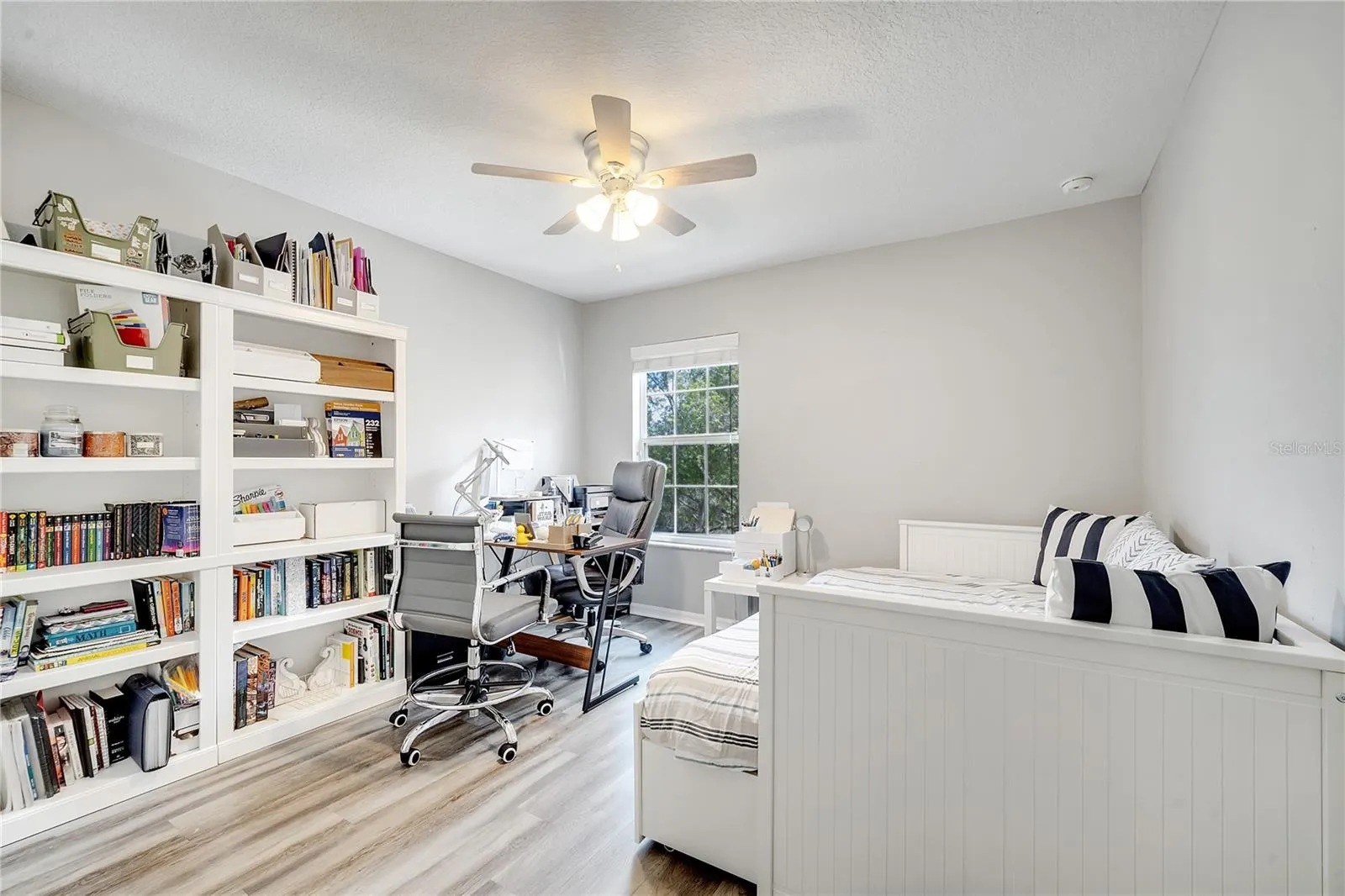 3166 RODRICK CIR