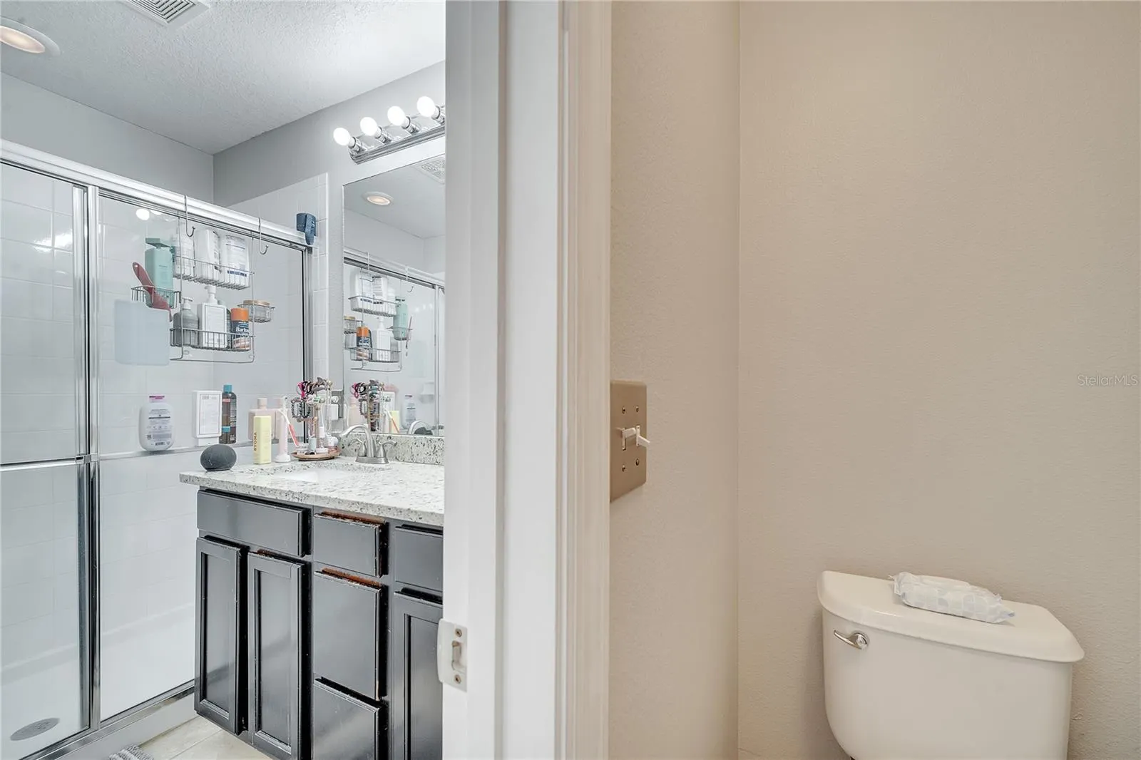 3166 RODRICK CIR