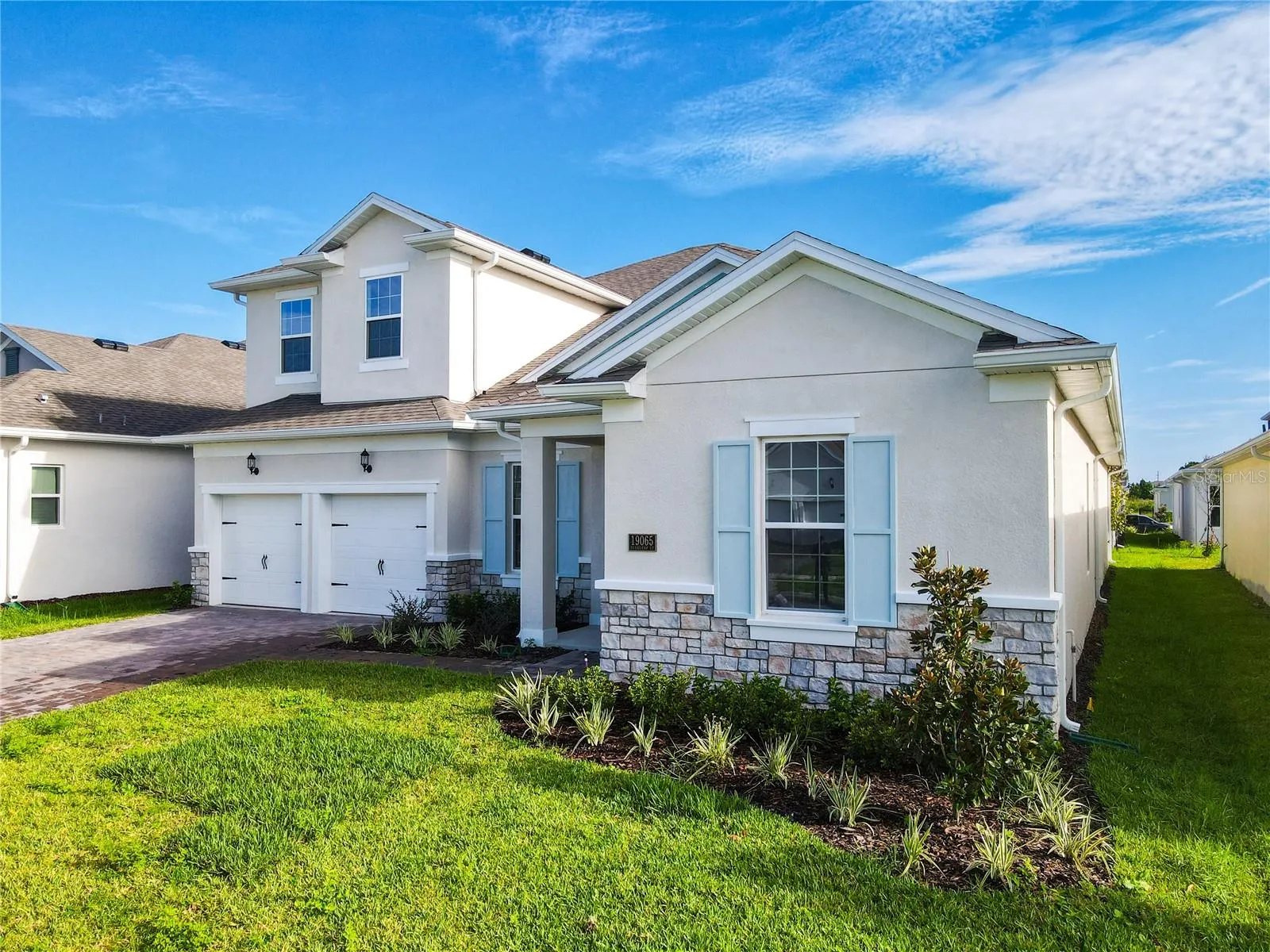 19065 BLUELEAF ST