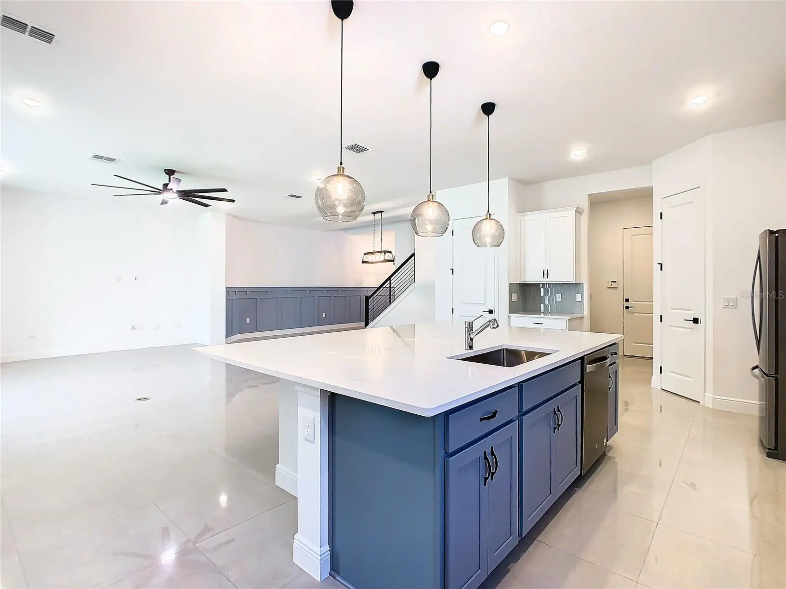 19065 BLUELEAF ST