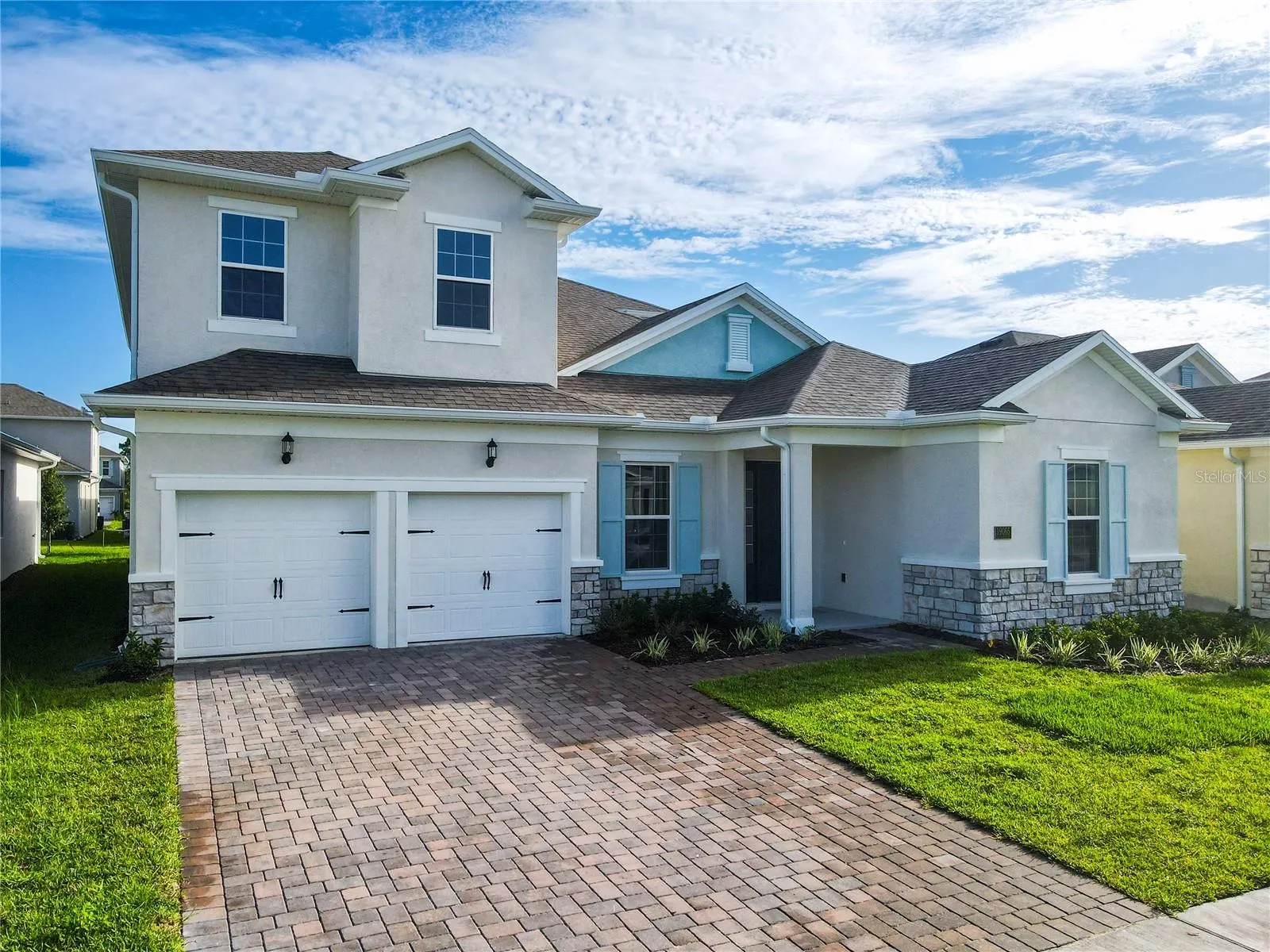 19065 BLUELEAF ST