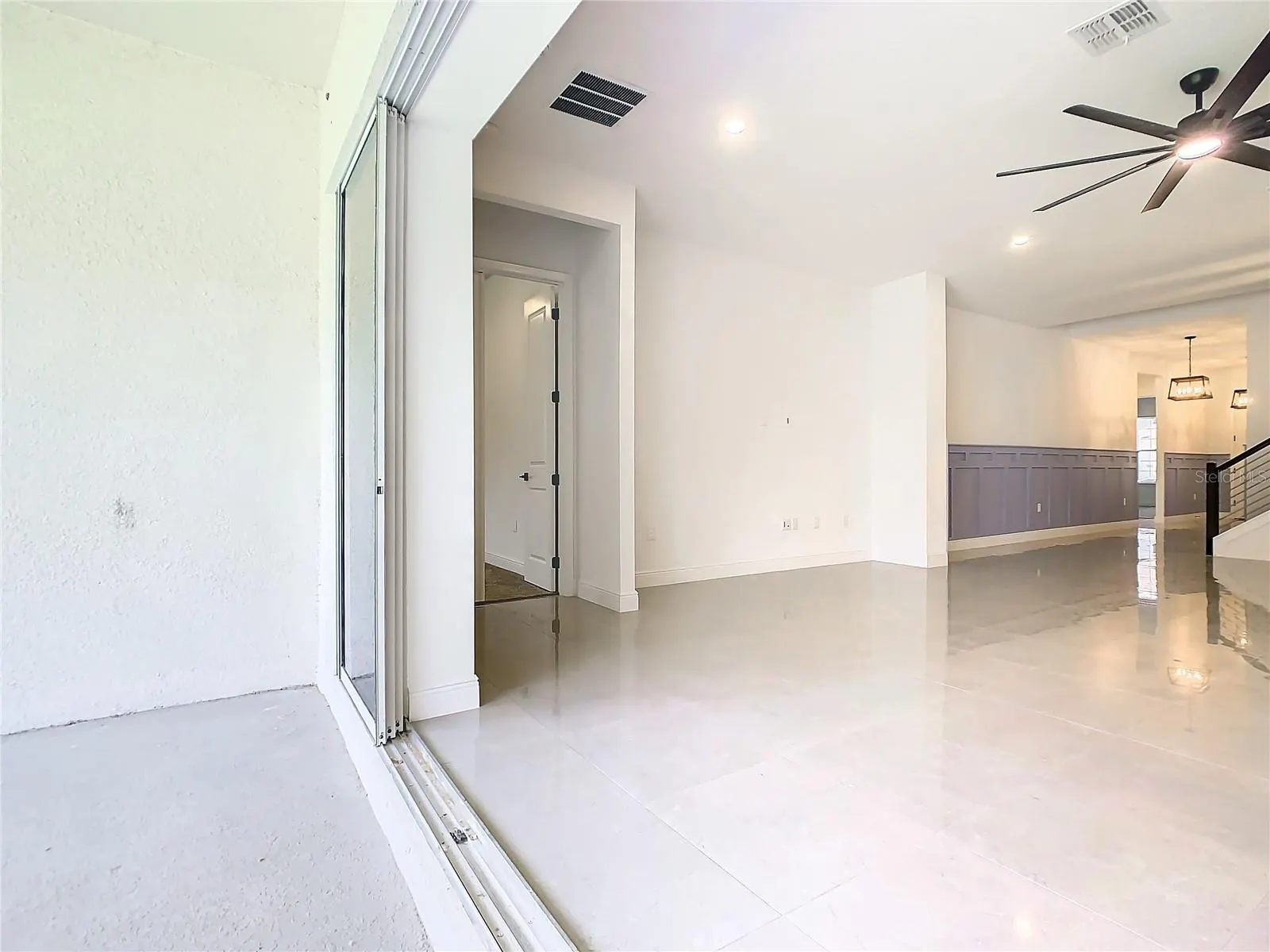 19065 BLUELEAF ST