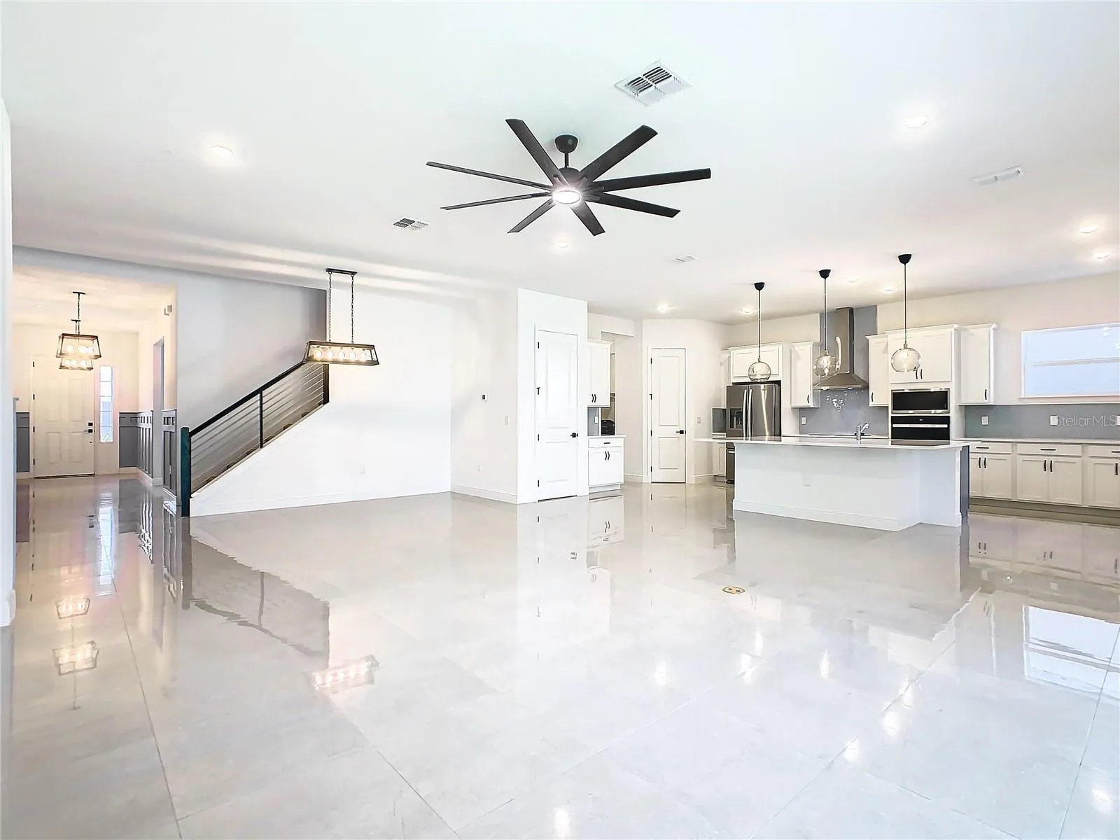 19065 BLUELEAF ST