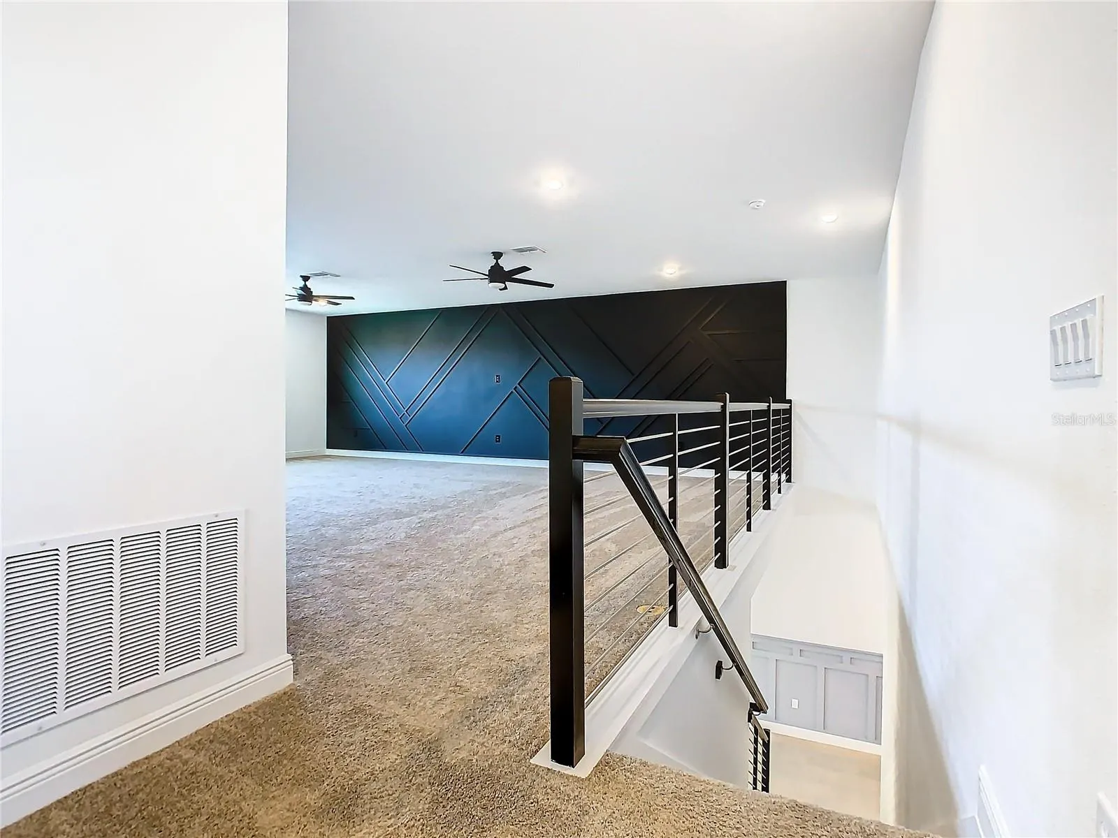19065 BLUELEAF ST