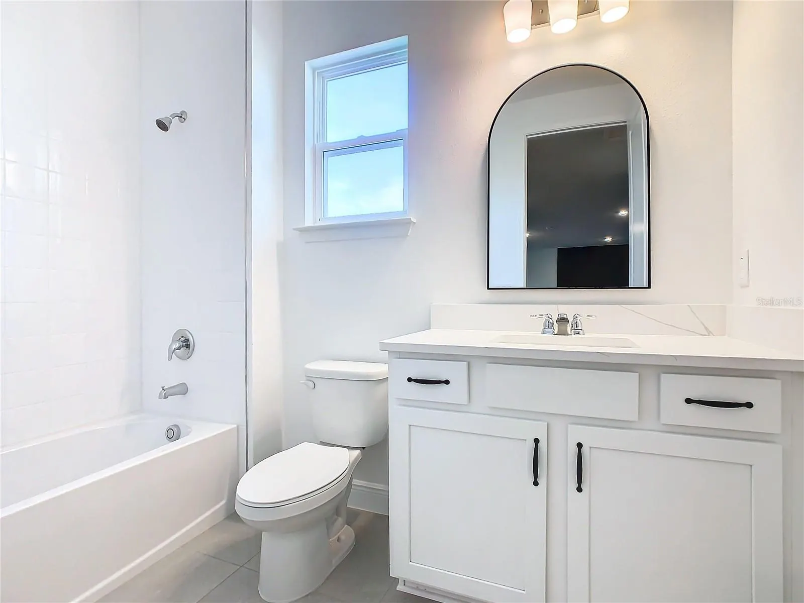 19065 BLUELEAF ST
