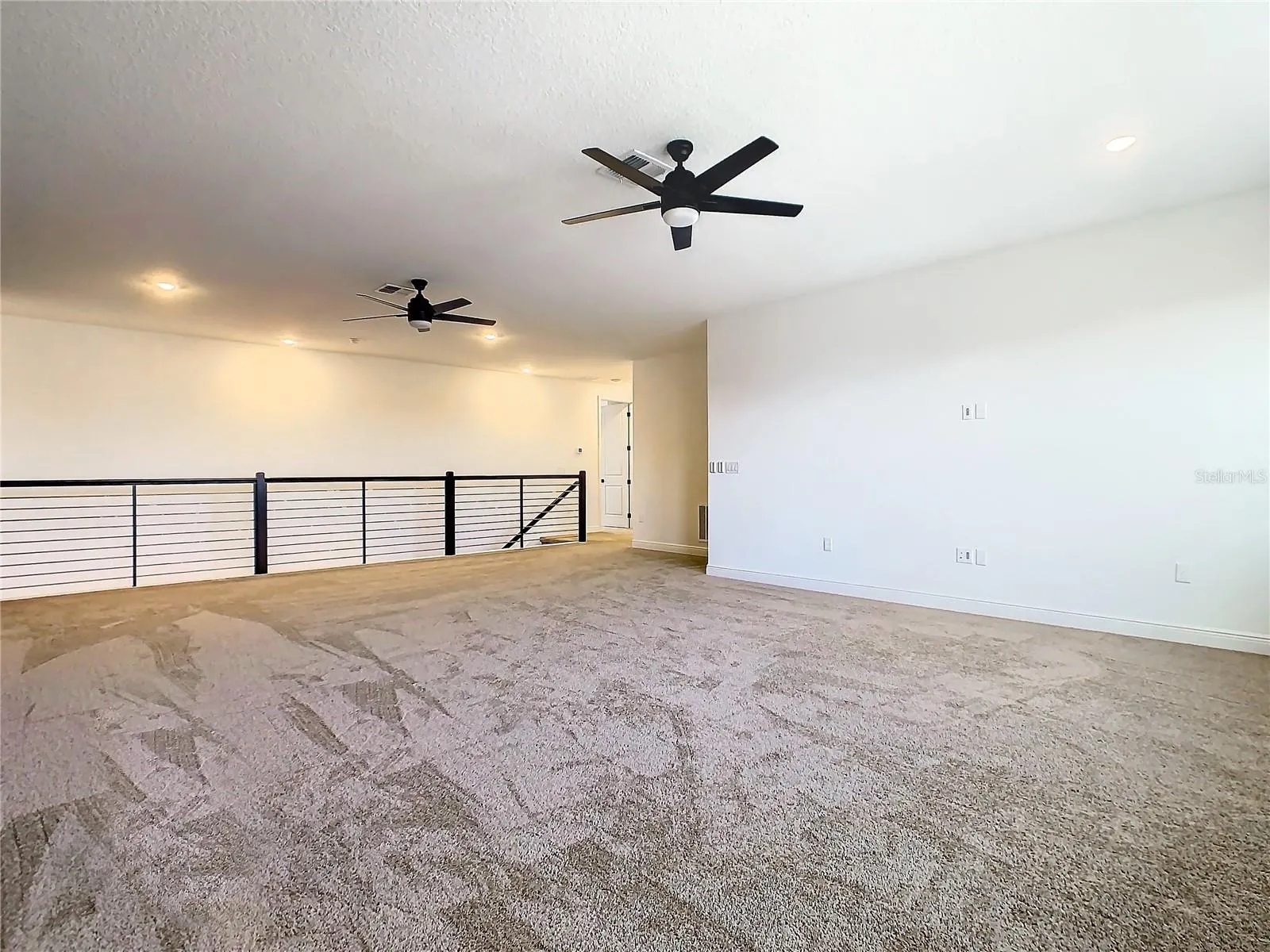 19065 BLUELEAF ST