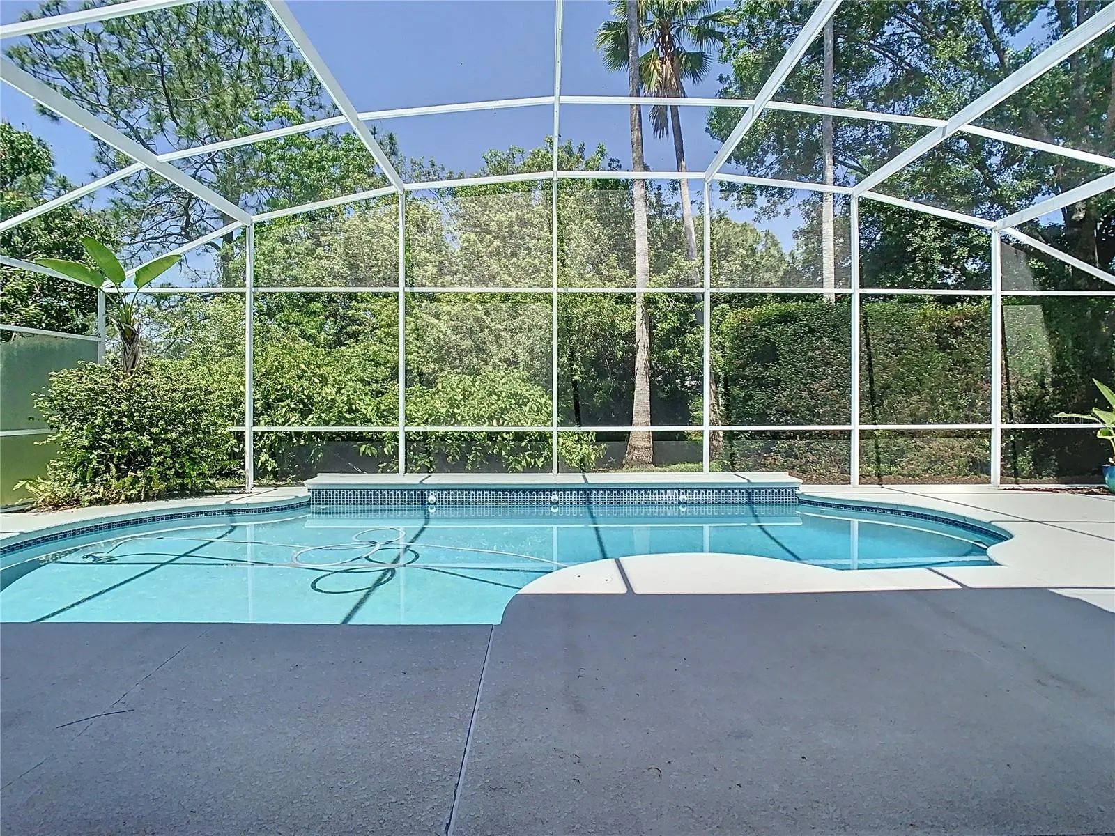3020 ZAHARIAS DR
