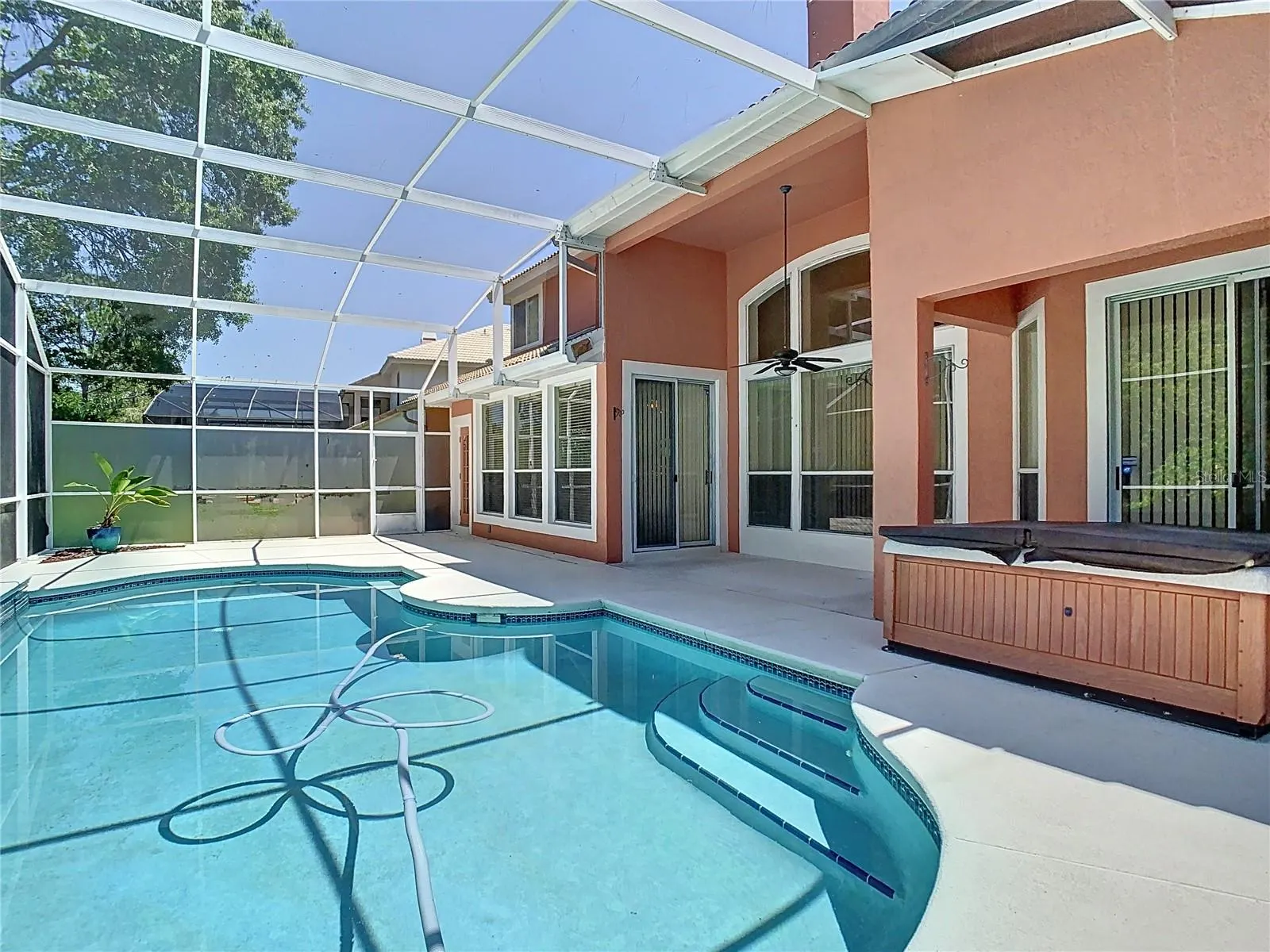 3020 ZAHARIAS DR