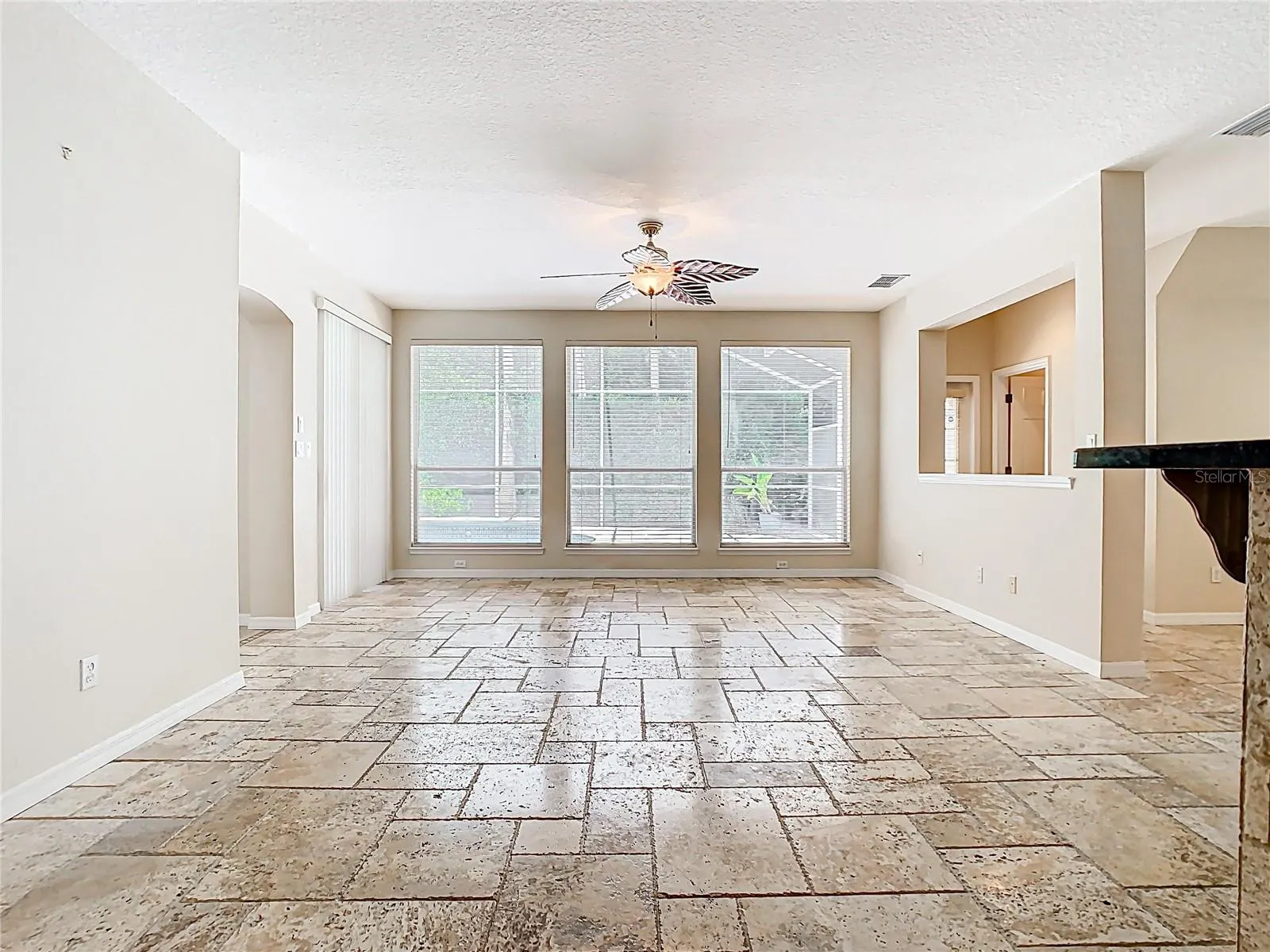 3020 ZAHARIAS DR