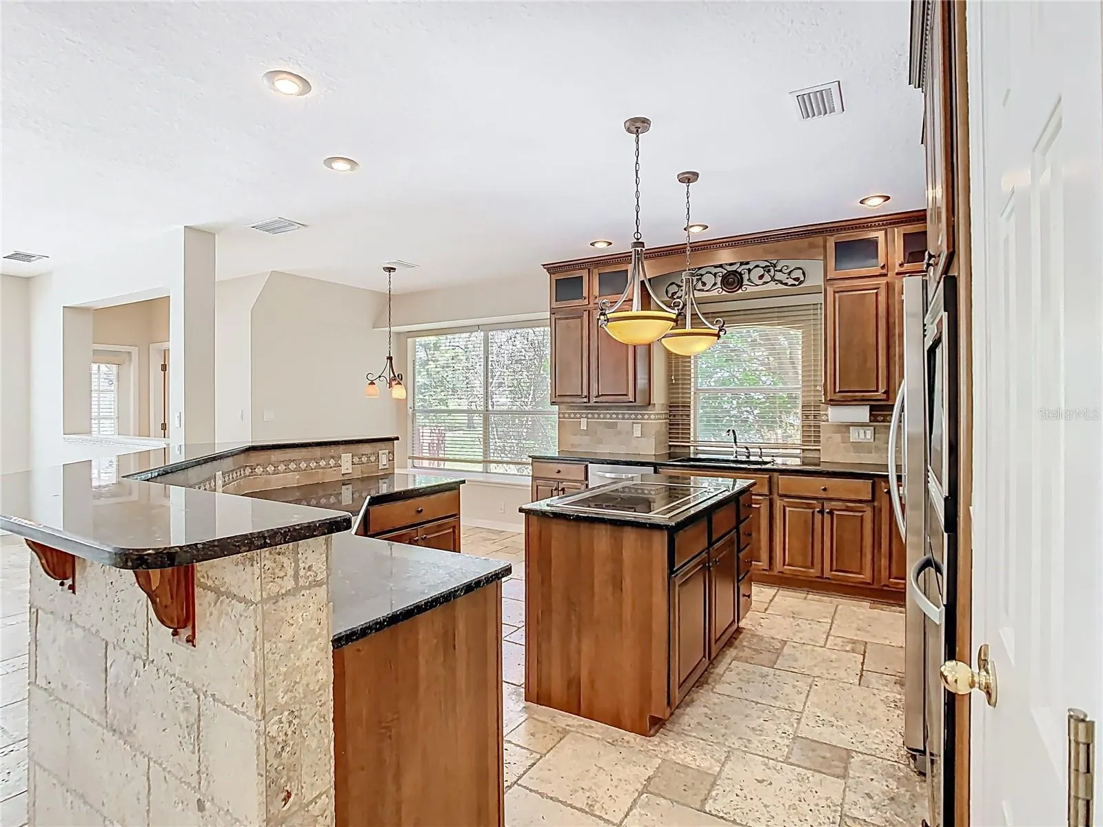 3020 ZAHARIAS DR