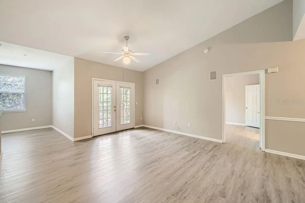 14238 FREDRICKSBURG DR #310, #310
