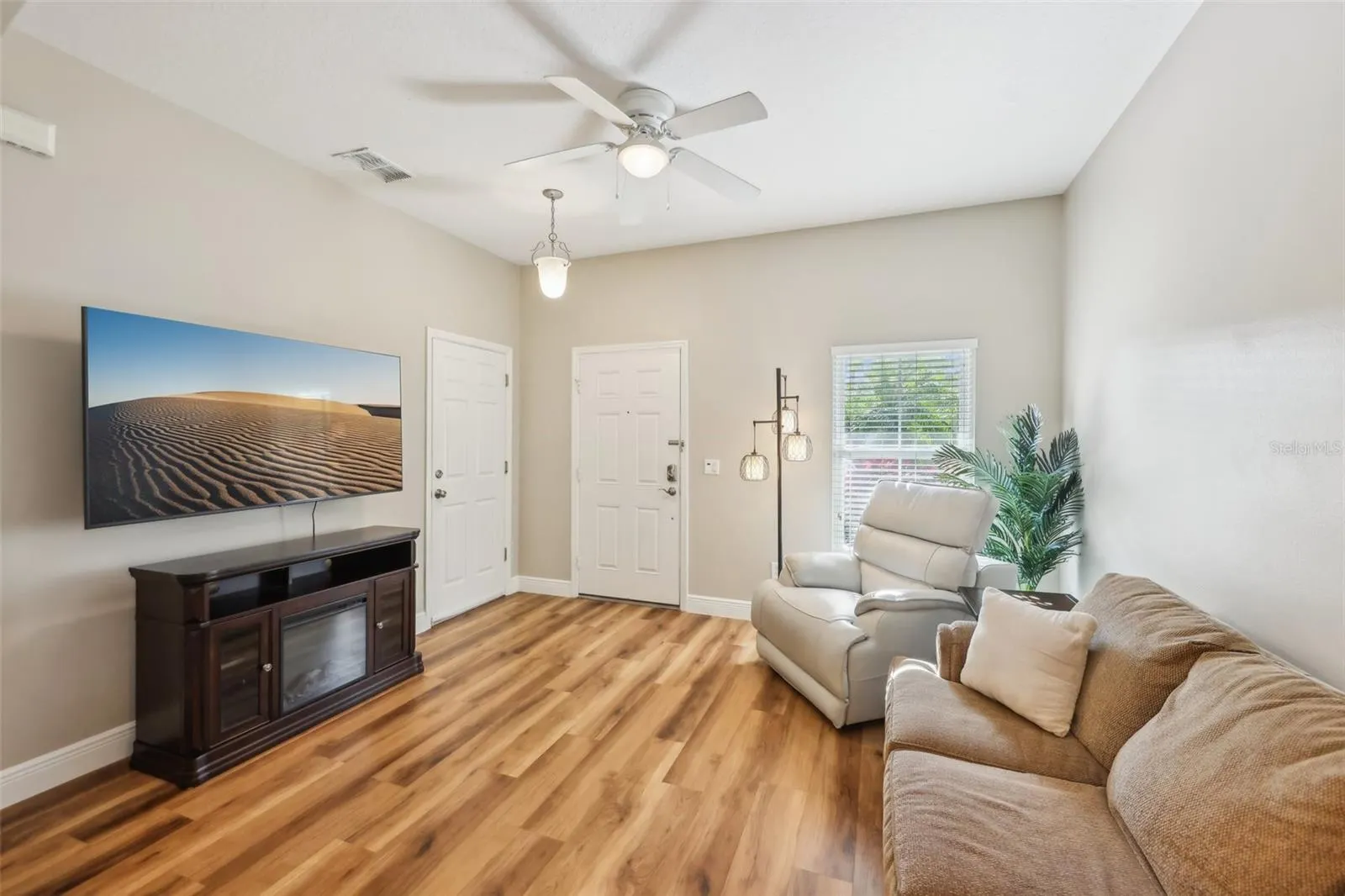 10404 PARK COMMONS DR