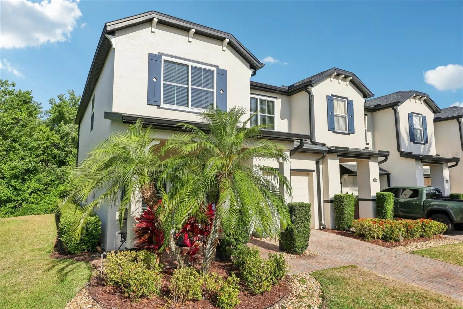 10404 PARK COMMONS DR