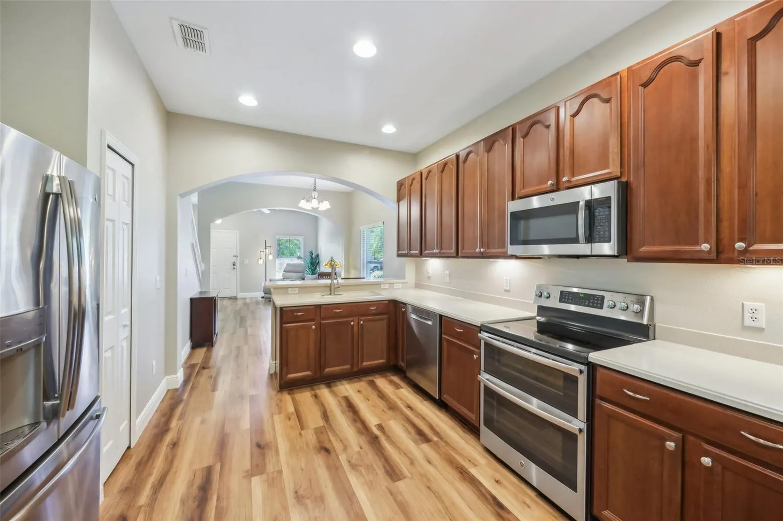 10404 PARK COMMONS DR