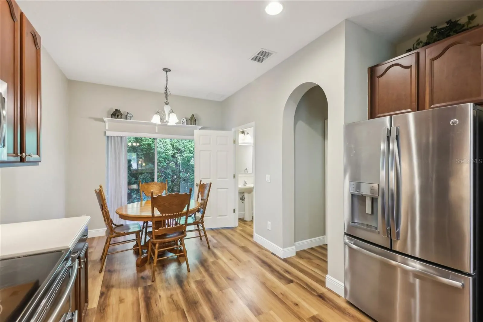 10404 PARK COMMONS DR