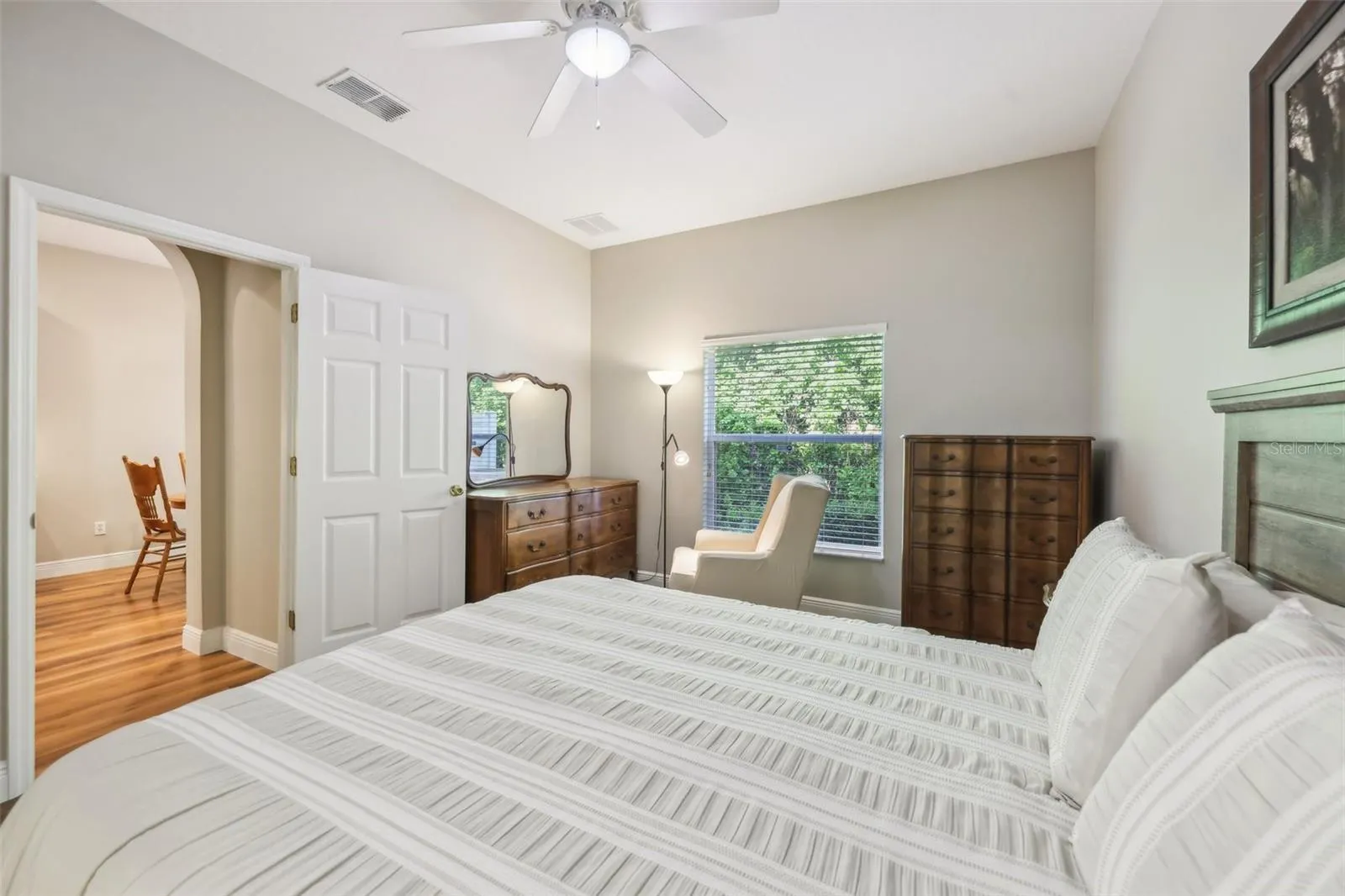 10404 PARK COMMONS DR