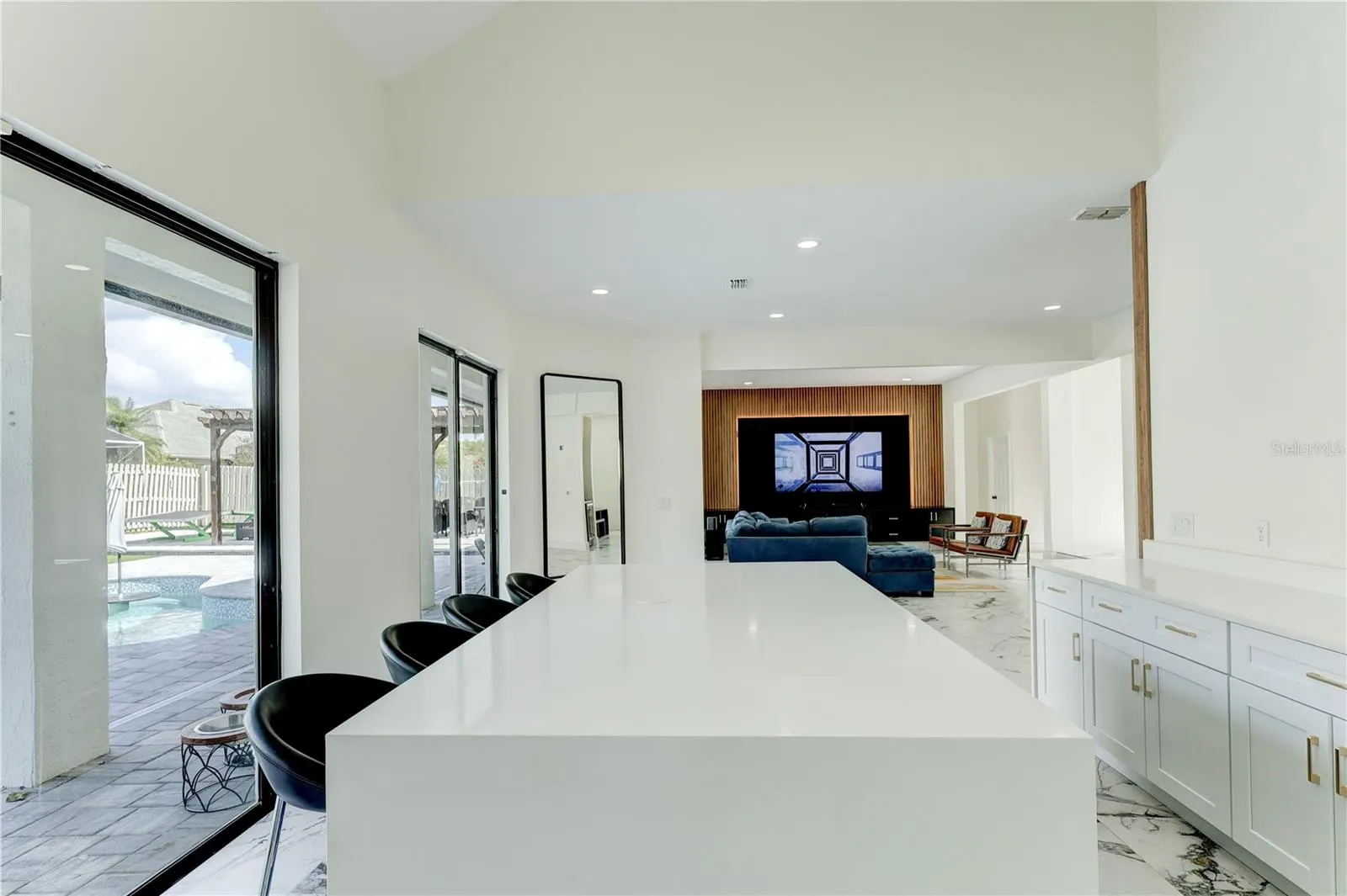 3532 AMACA CIR