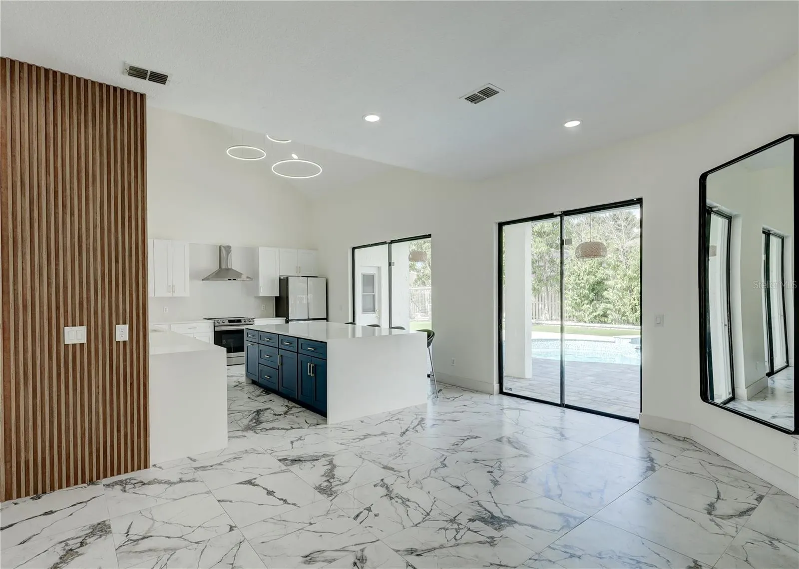 3532 AMACA CIR