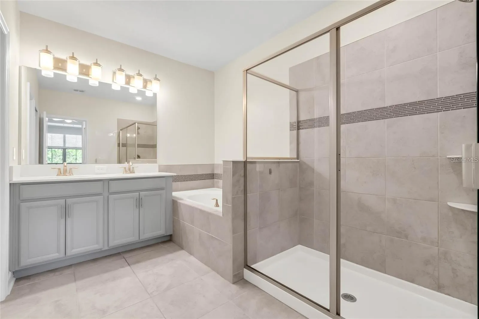 11258 WHISTLING PINE WAY