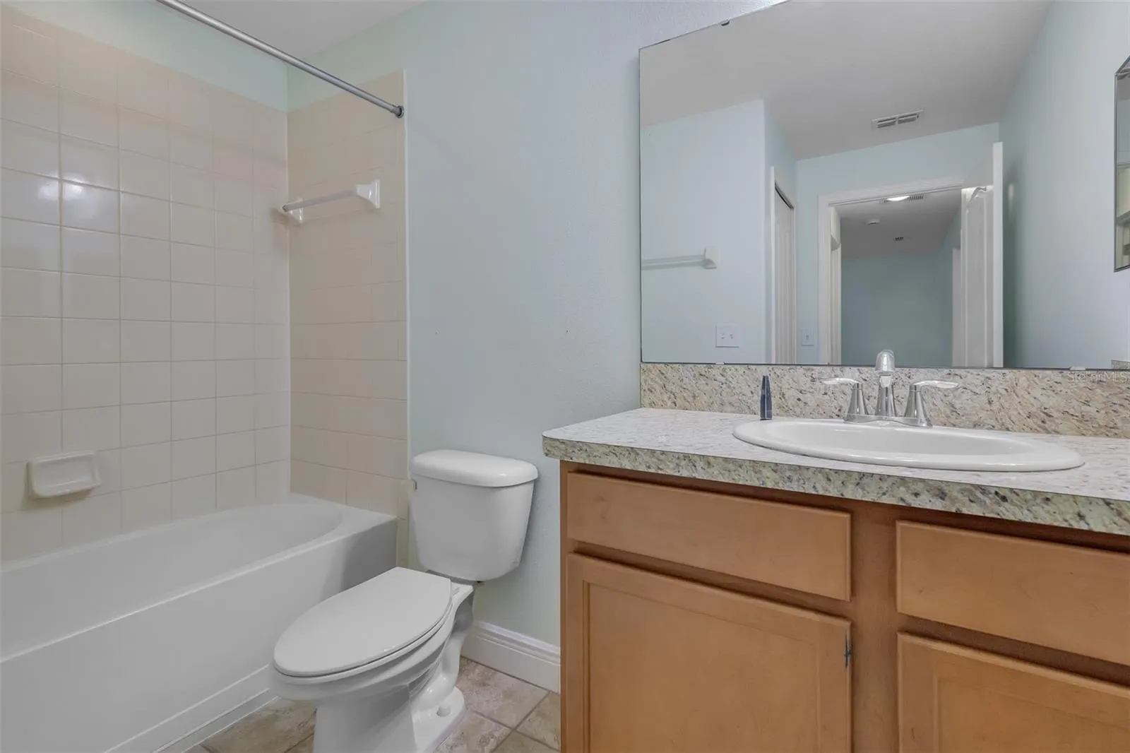 3530 RODRICK CIR
