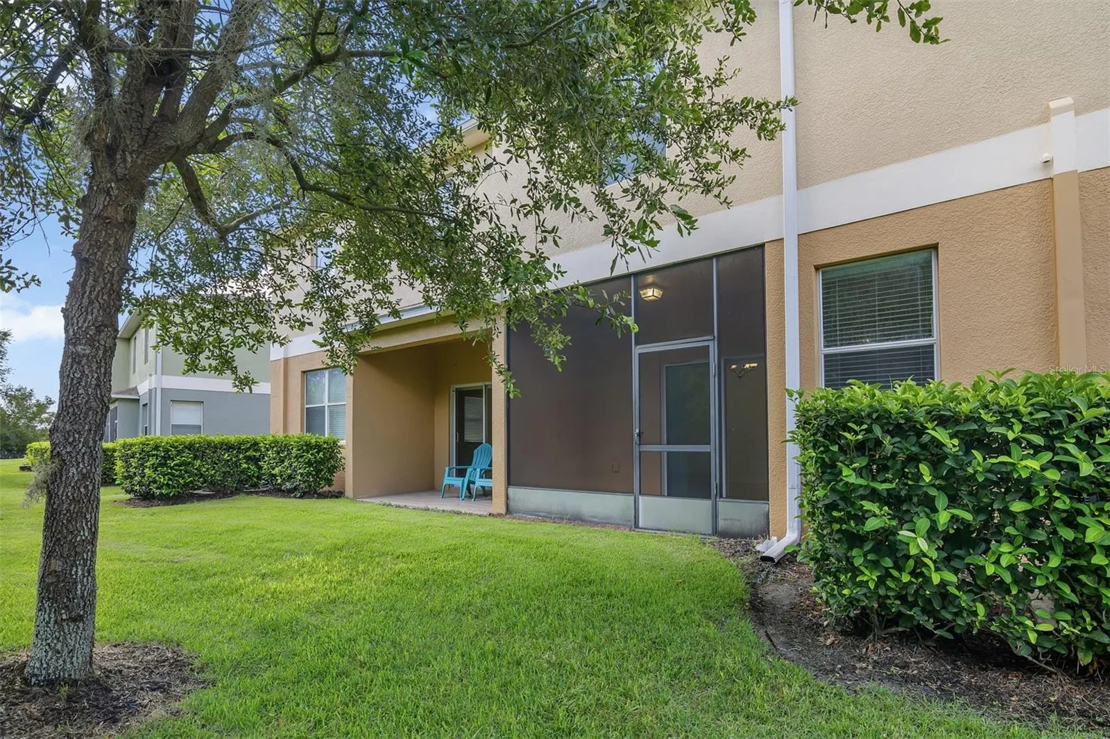 3530 RODRICK CIR