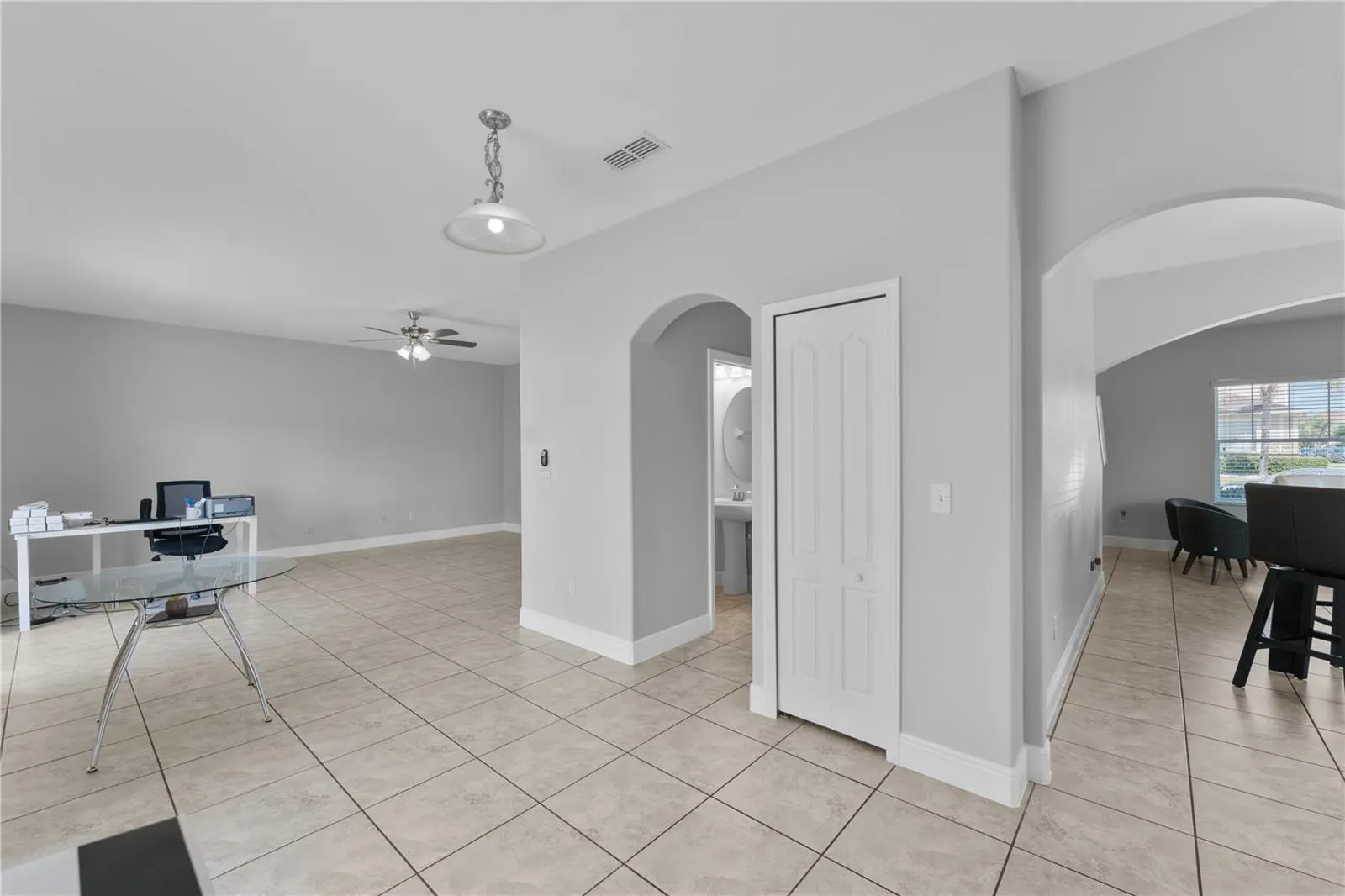1902 HAILSHAM CT