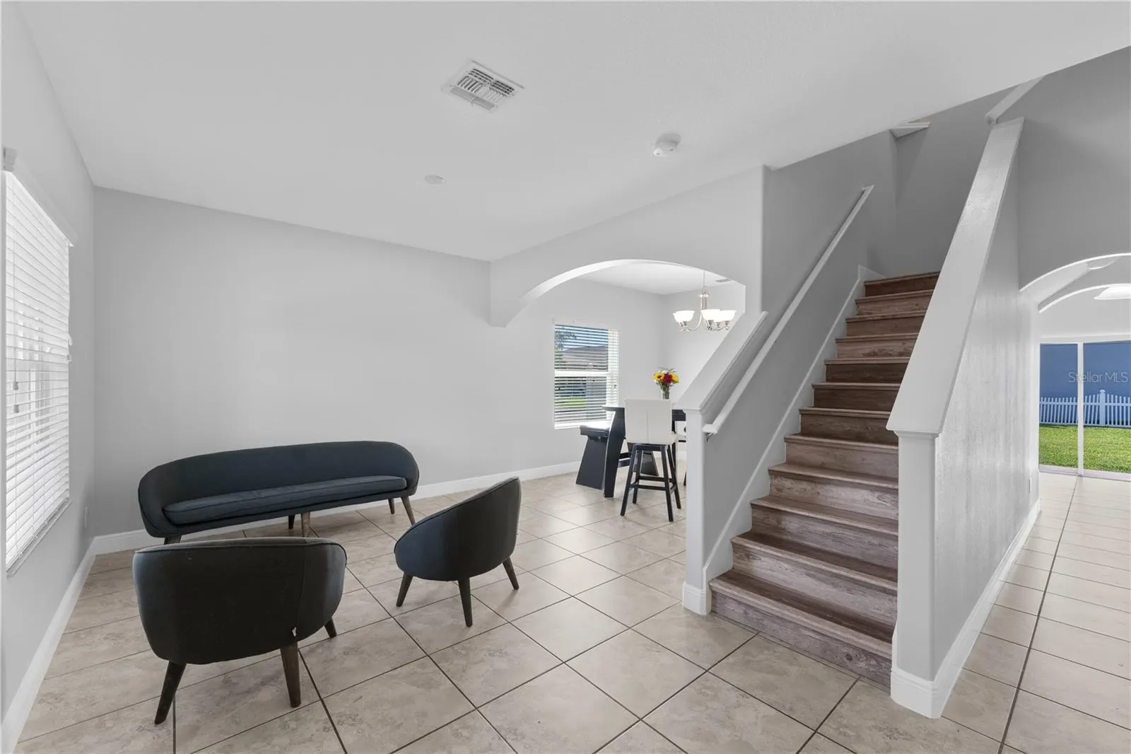 1902 HAILSHAM CT