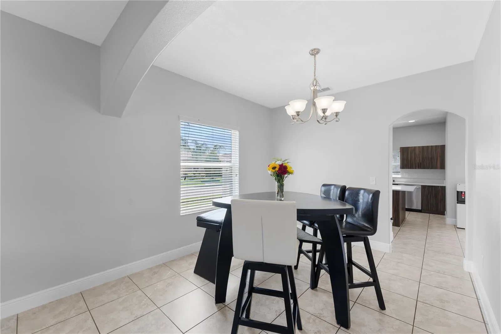 1902 HAILSHAM CT