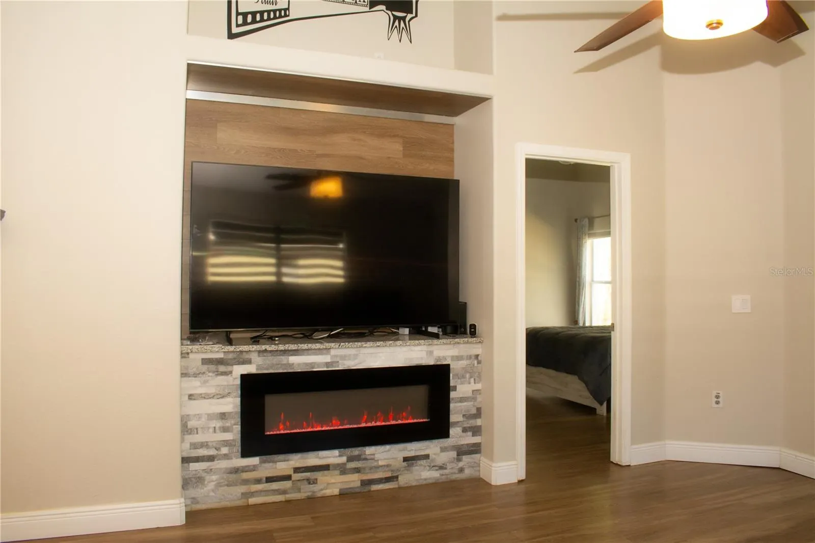 149 SOUTHAMPTON DR