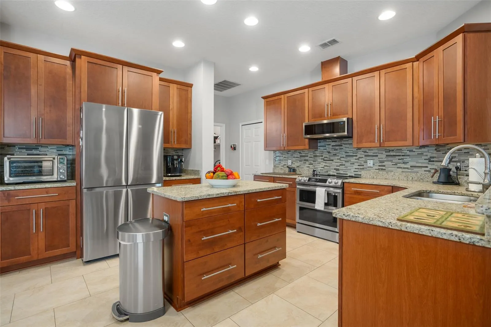 14131 ISLAMORADA DR