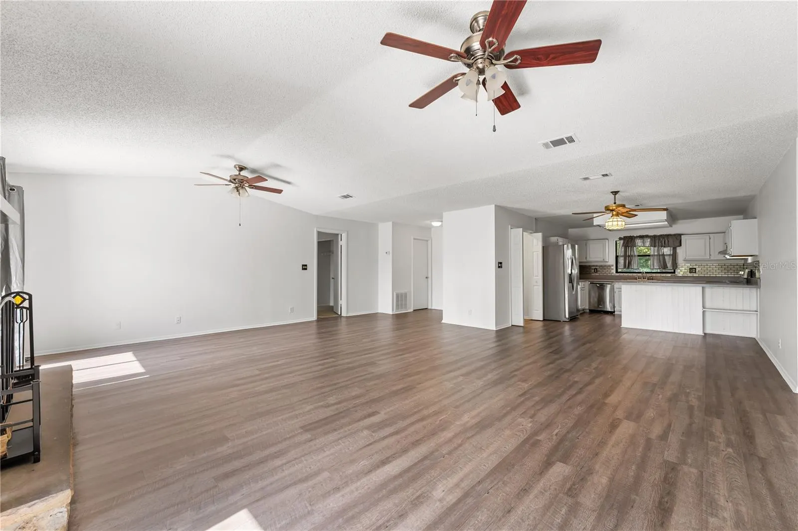 1189 RIB AVE