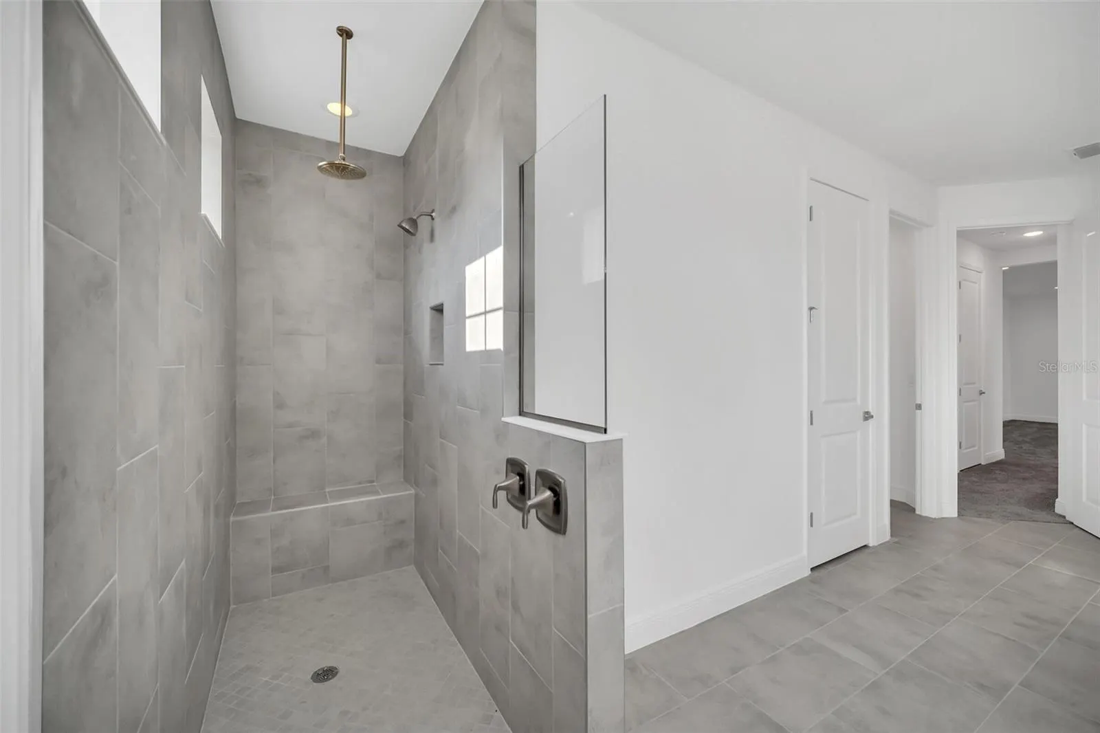 4387 RENLY LN