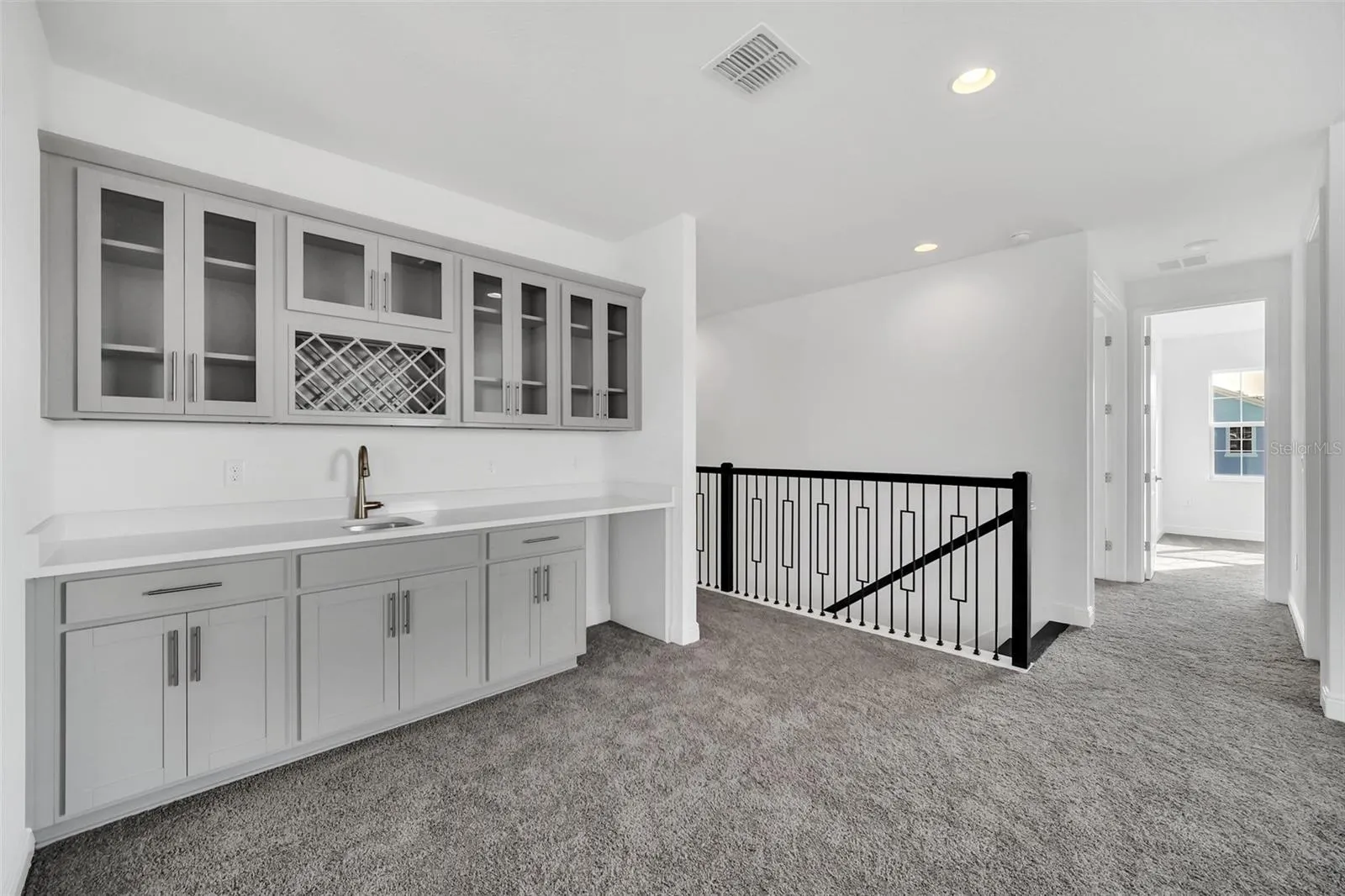 4387 RENLY LN