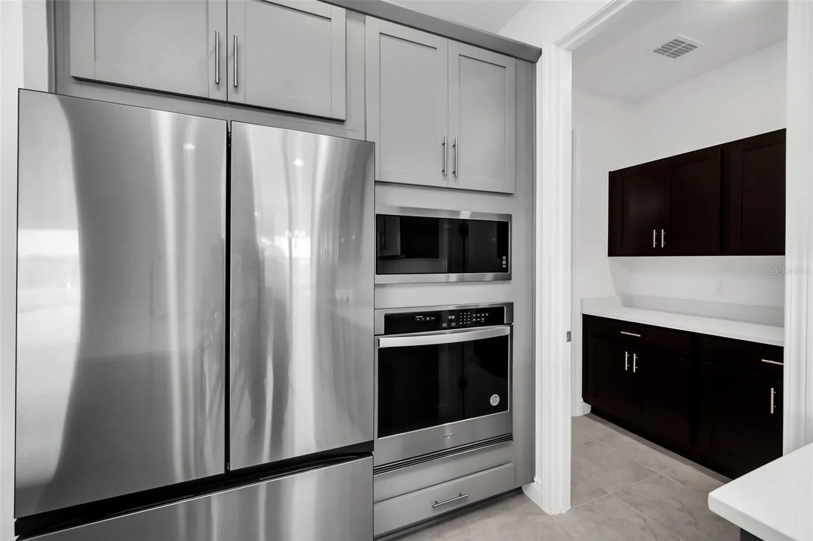 4387 RENLY LN