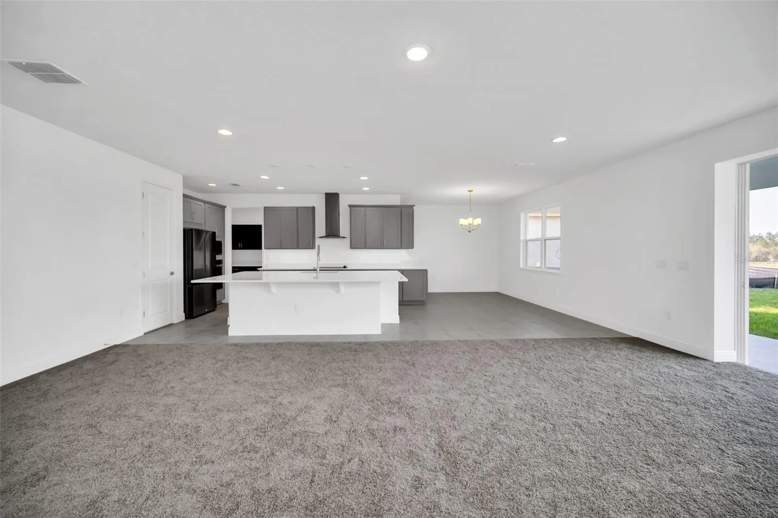 4387 RENLY LN