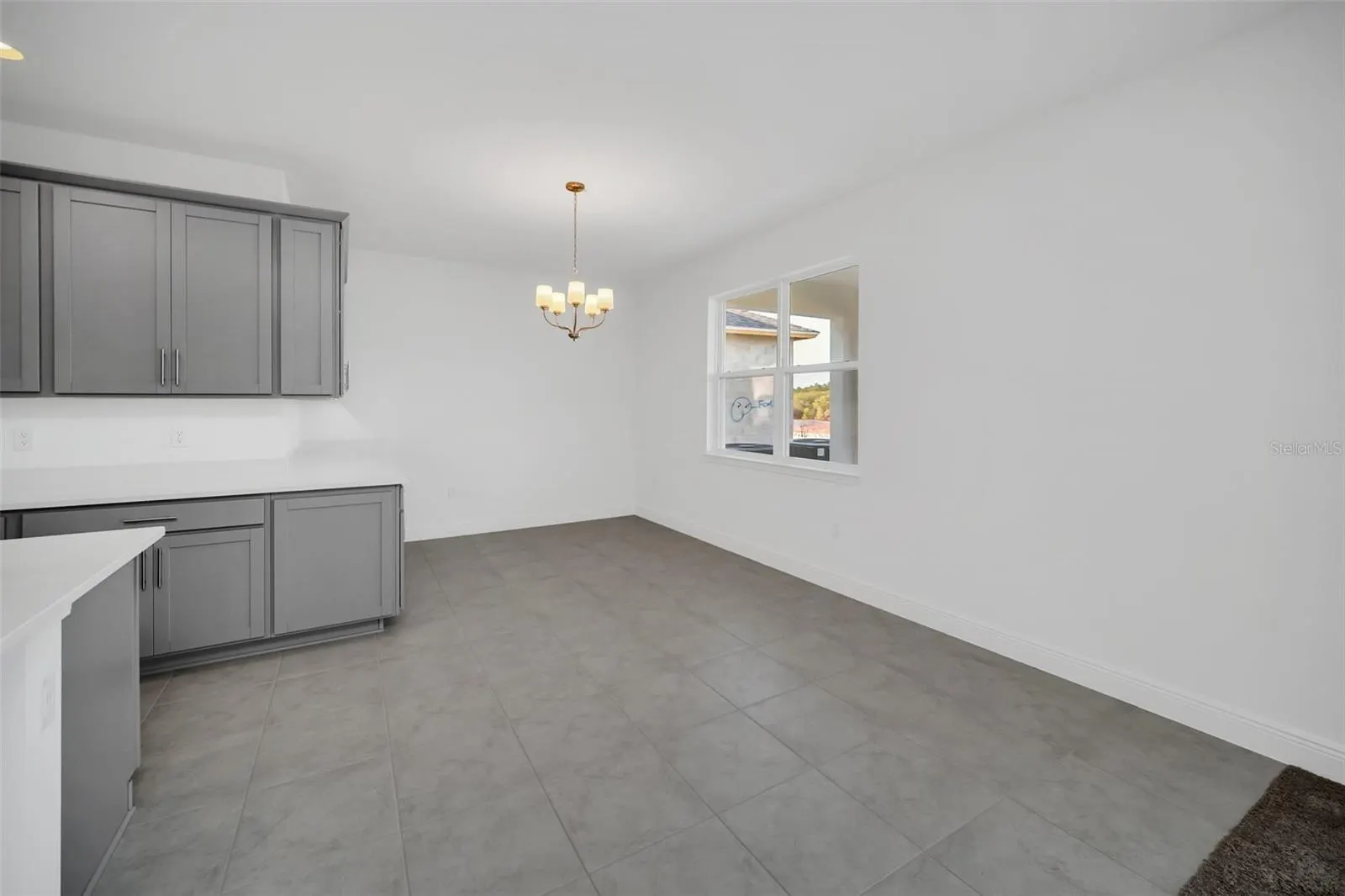 4387 RENLY LN
