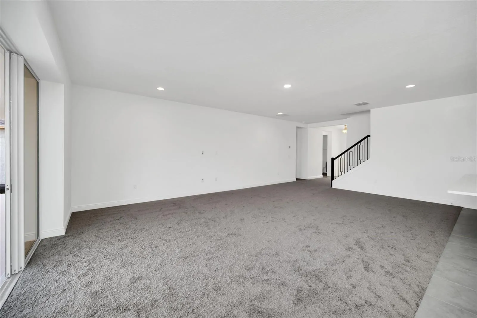 4387 RENLY LN