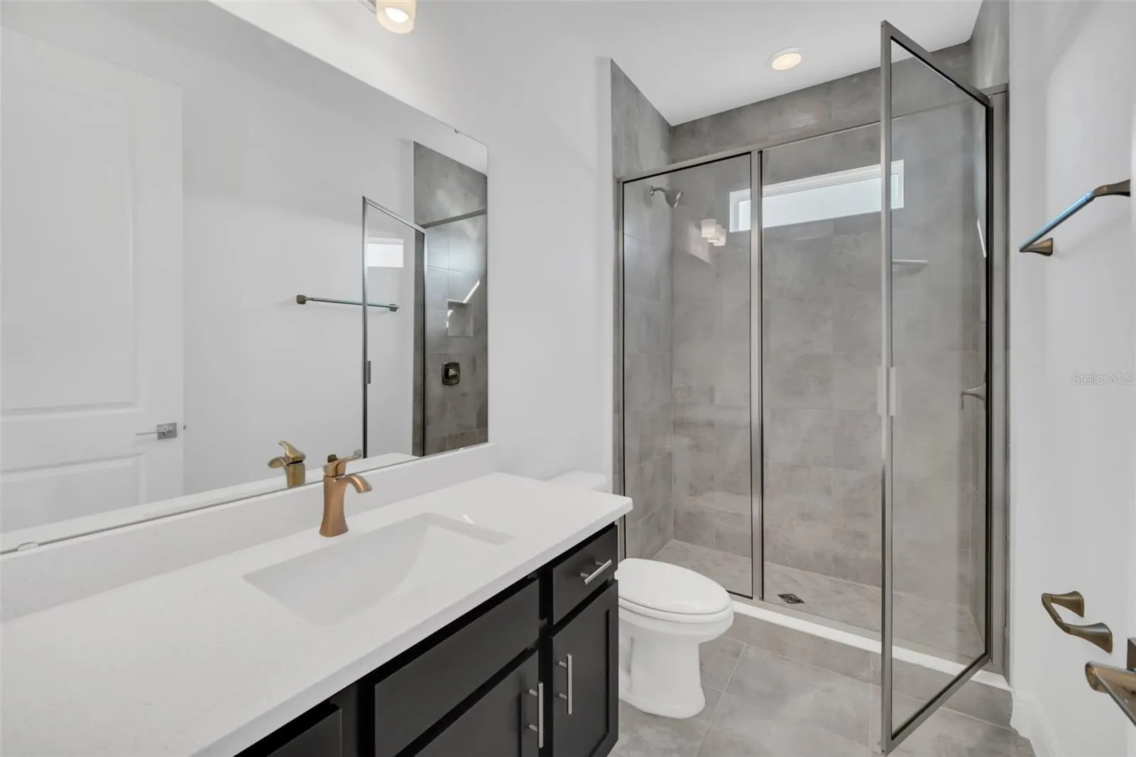 4387 RENLY LN