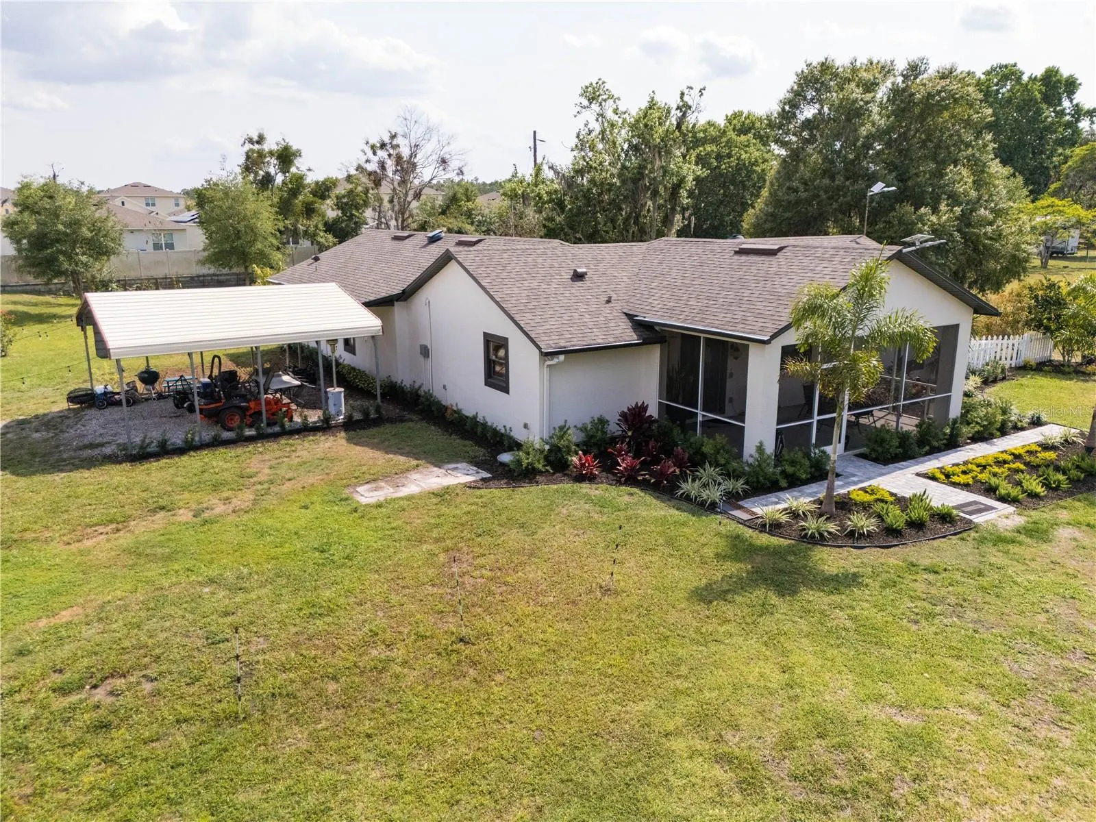 5365 RAMBLING RD