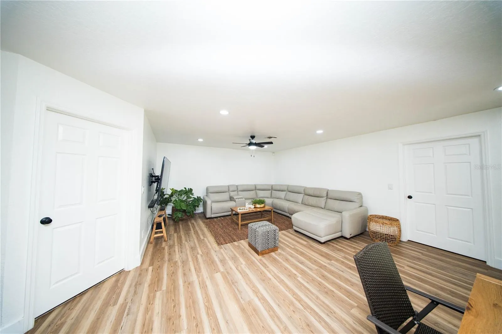 5365 RAMBLING RD