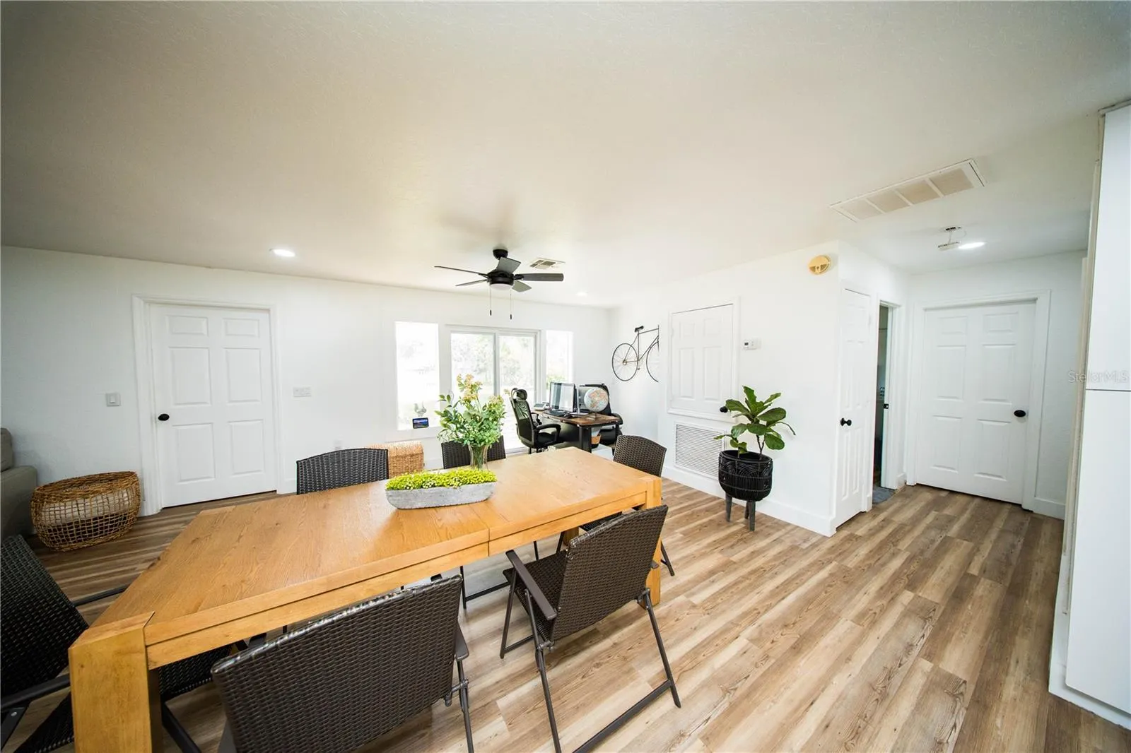5365 RAMBLING RD