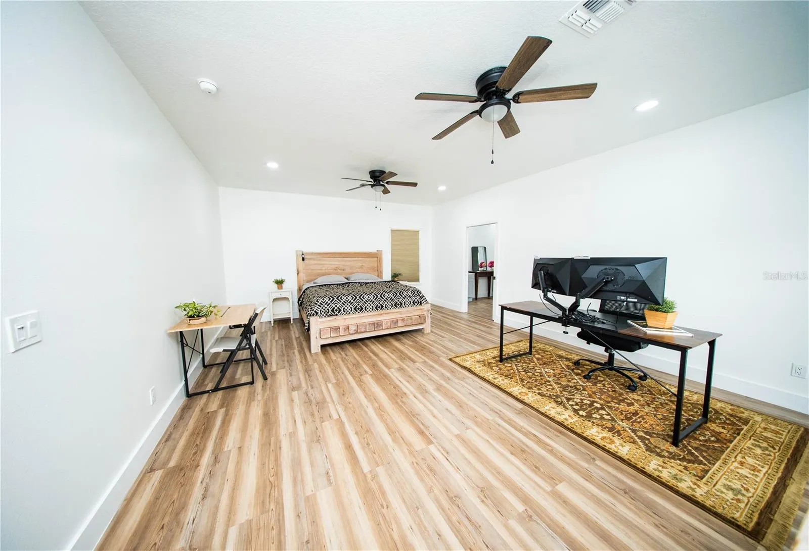 5365 RAMBLING RD