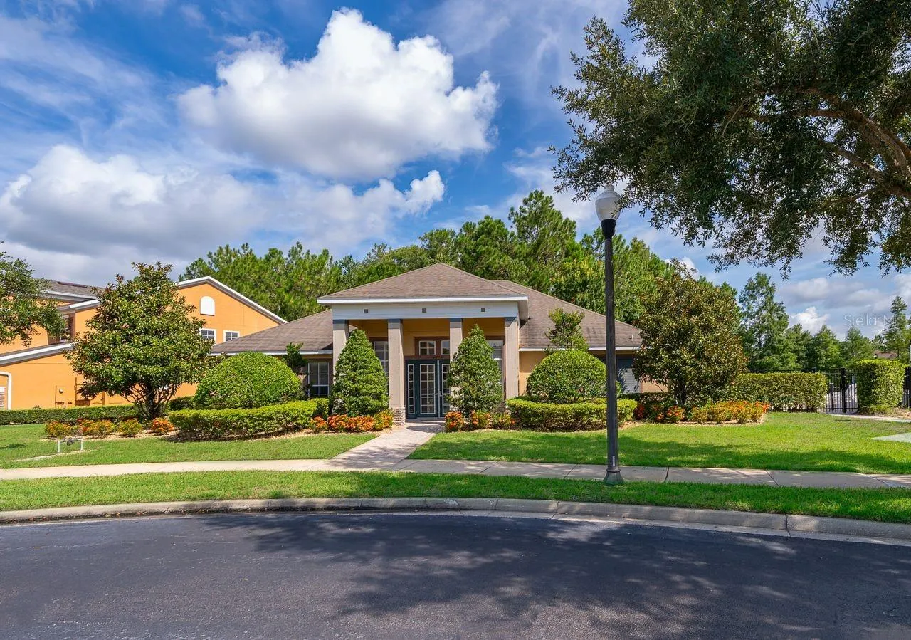9539 SILVER BUTTONWOOD ST